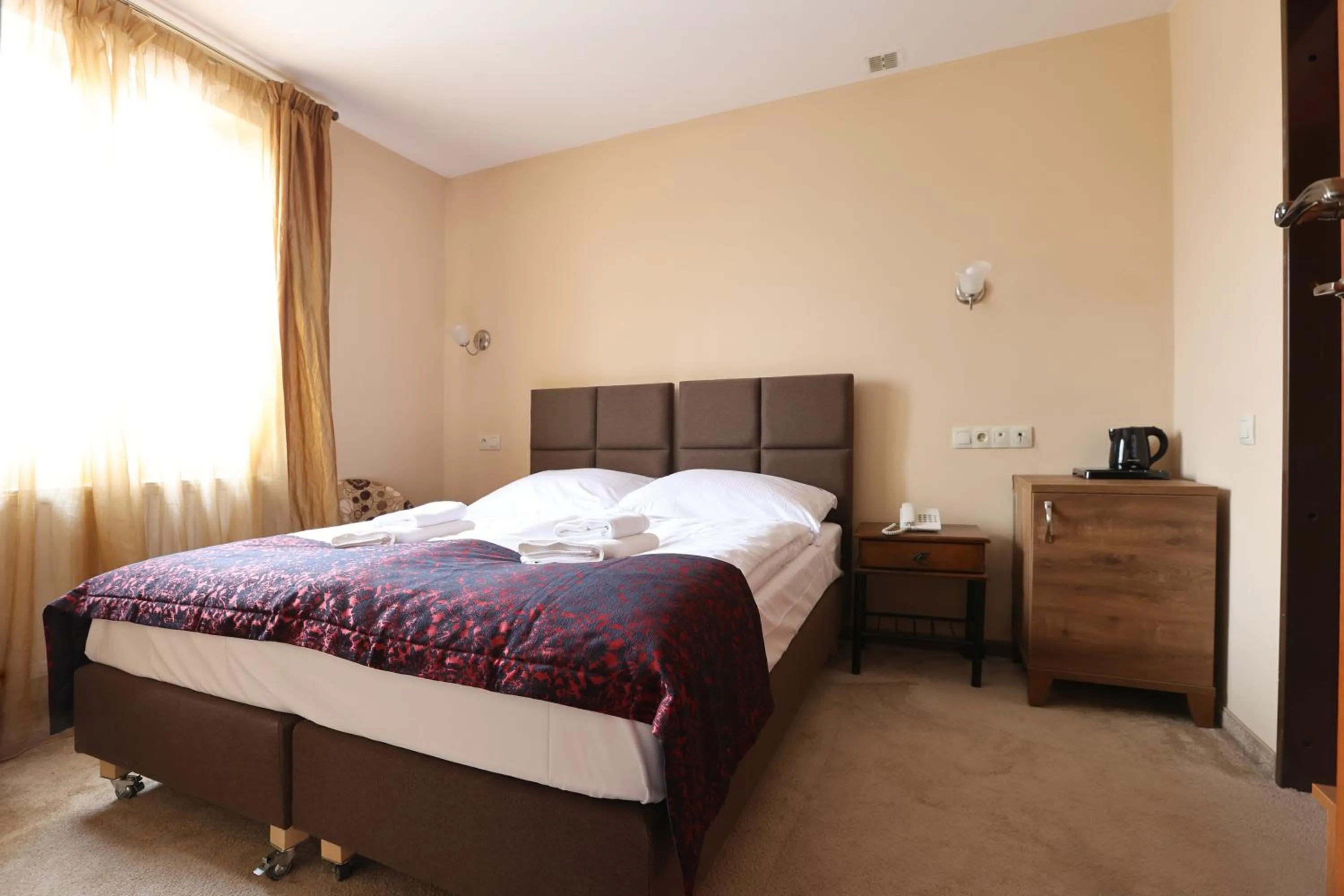 Bed in Pałacyk Karkonosze koło Karpacza