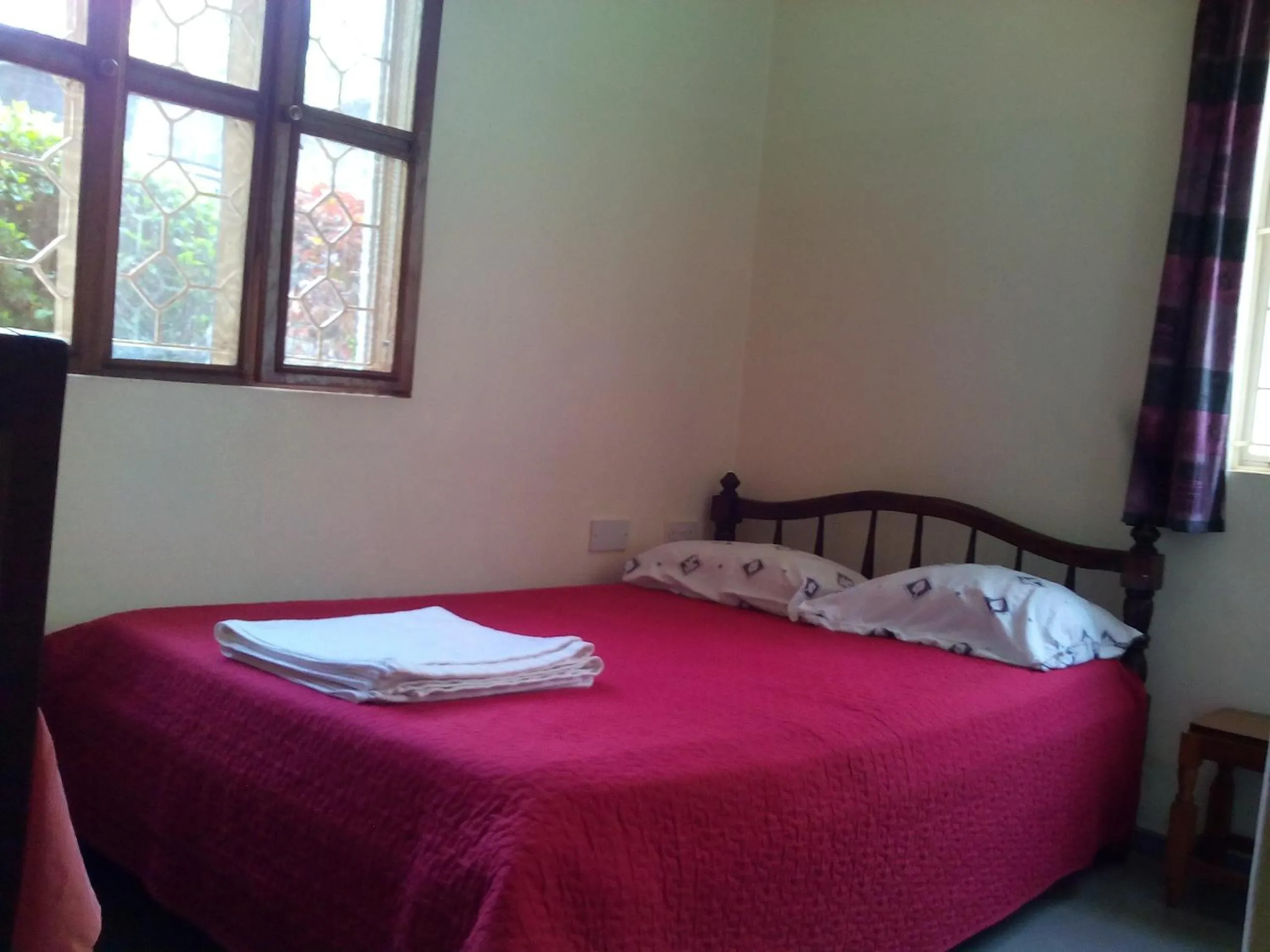 Bed in Retreat Guesthouse Kitende
