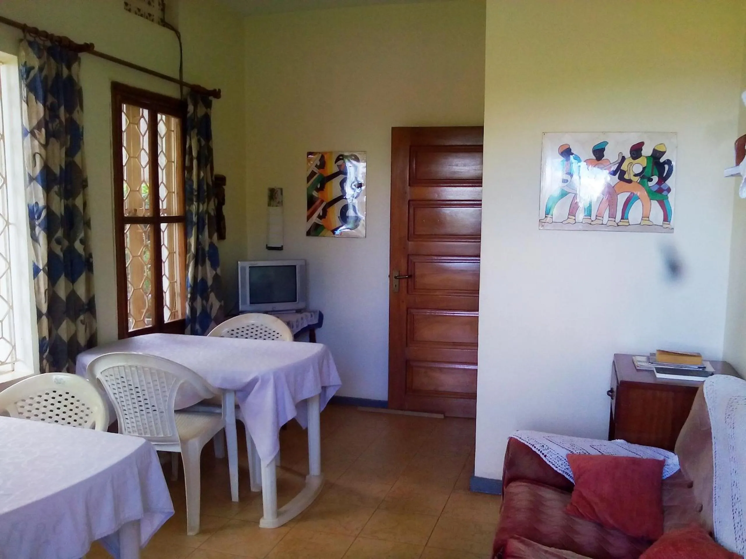Living room in Retreat Guesthouse Kitende