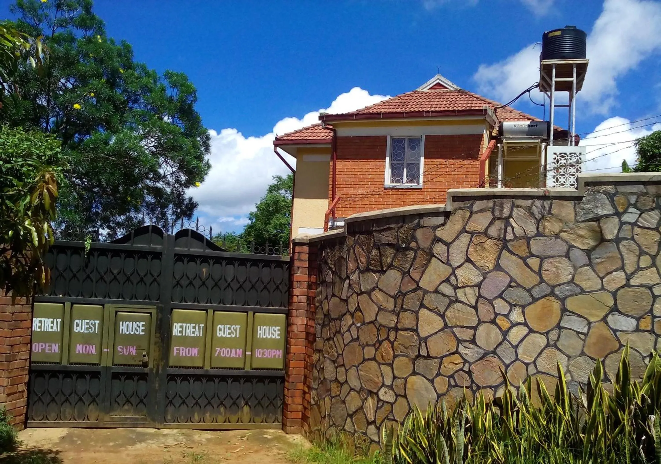 Property building in Retreat Guesthouse Kitende