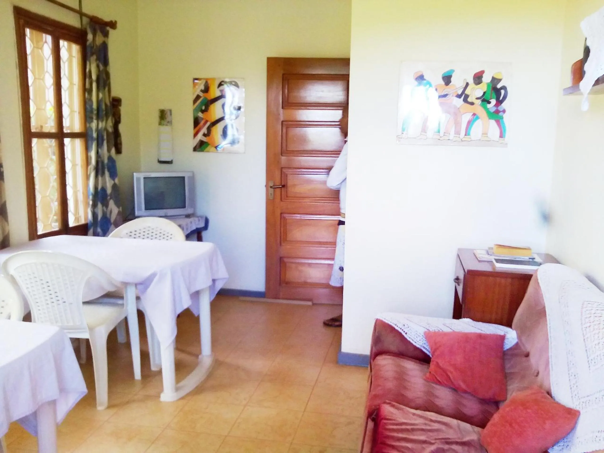 Living room in Retreat Guesthouse Kitende