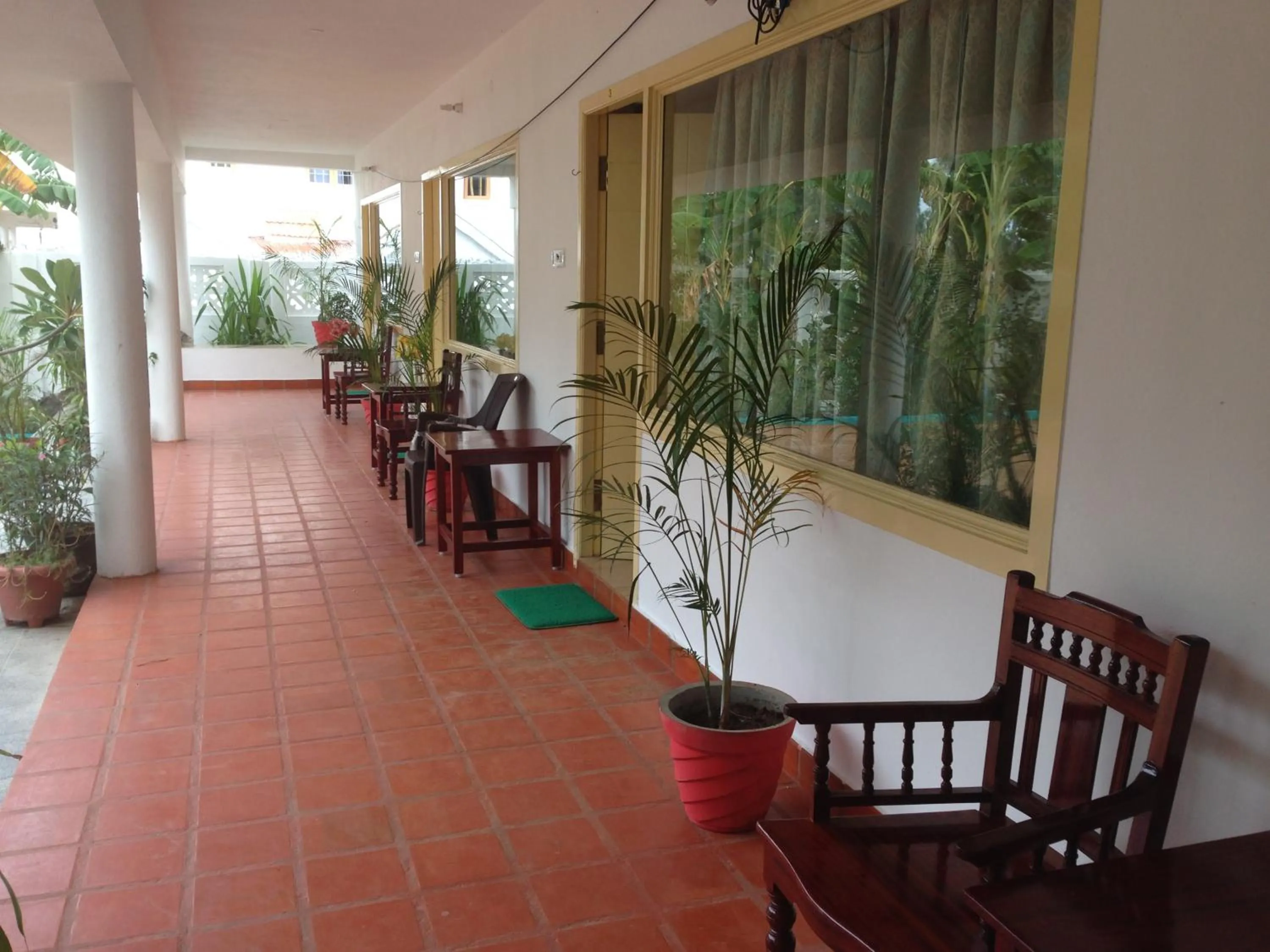 Meya Beach Walk Hotel