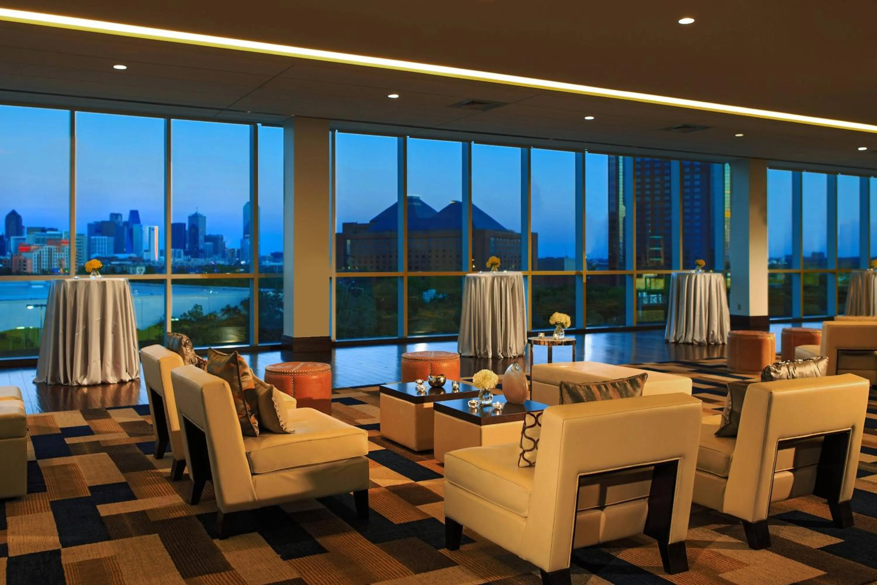 Lobby or reception in Renaissance Dallas Hotel