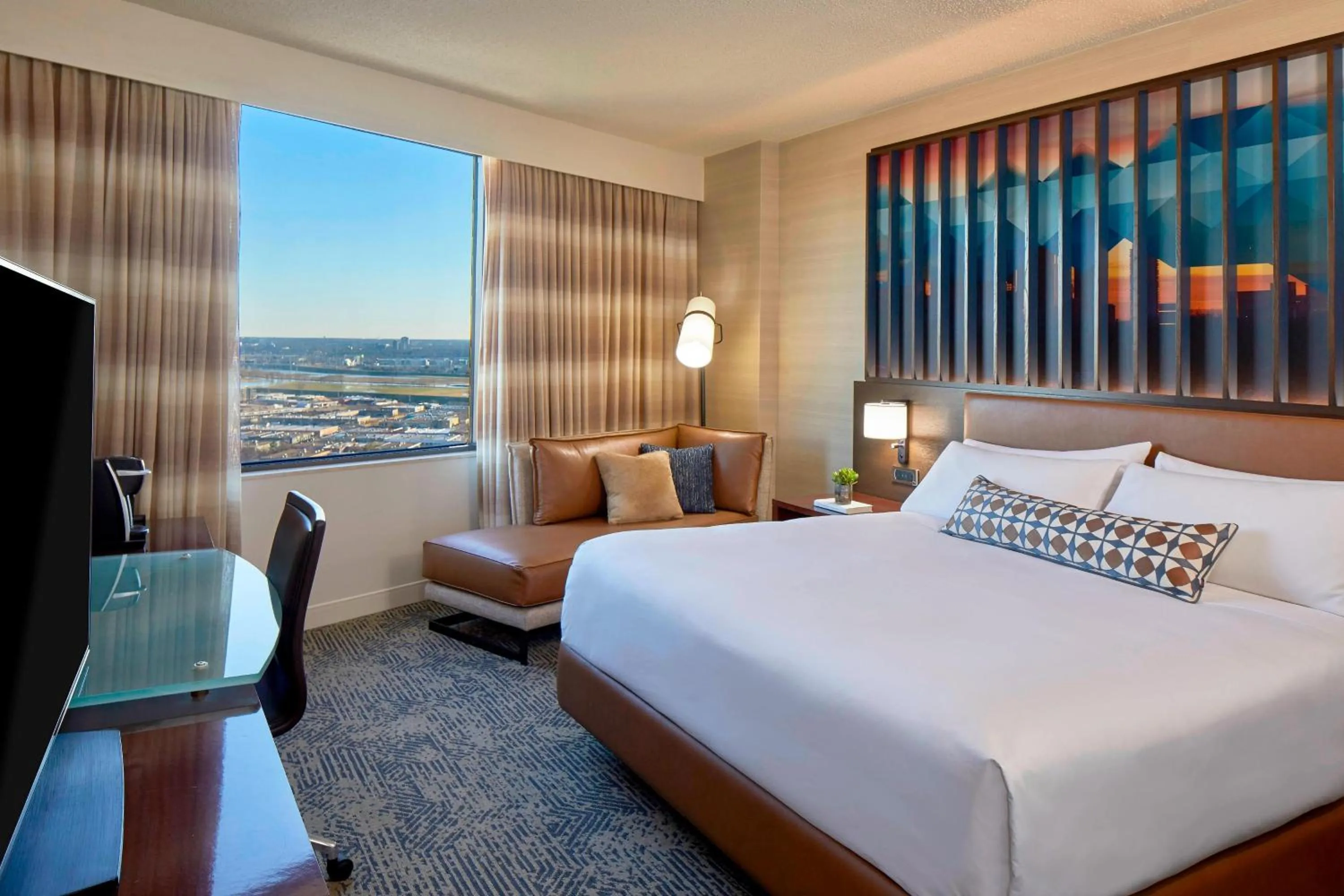 Bedroom, Bed in Renaissance Dallas Hotel