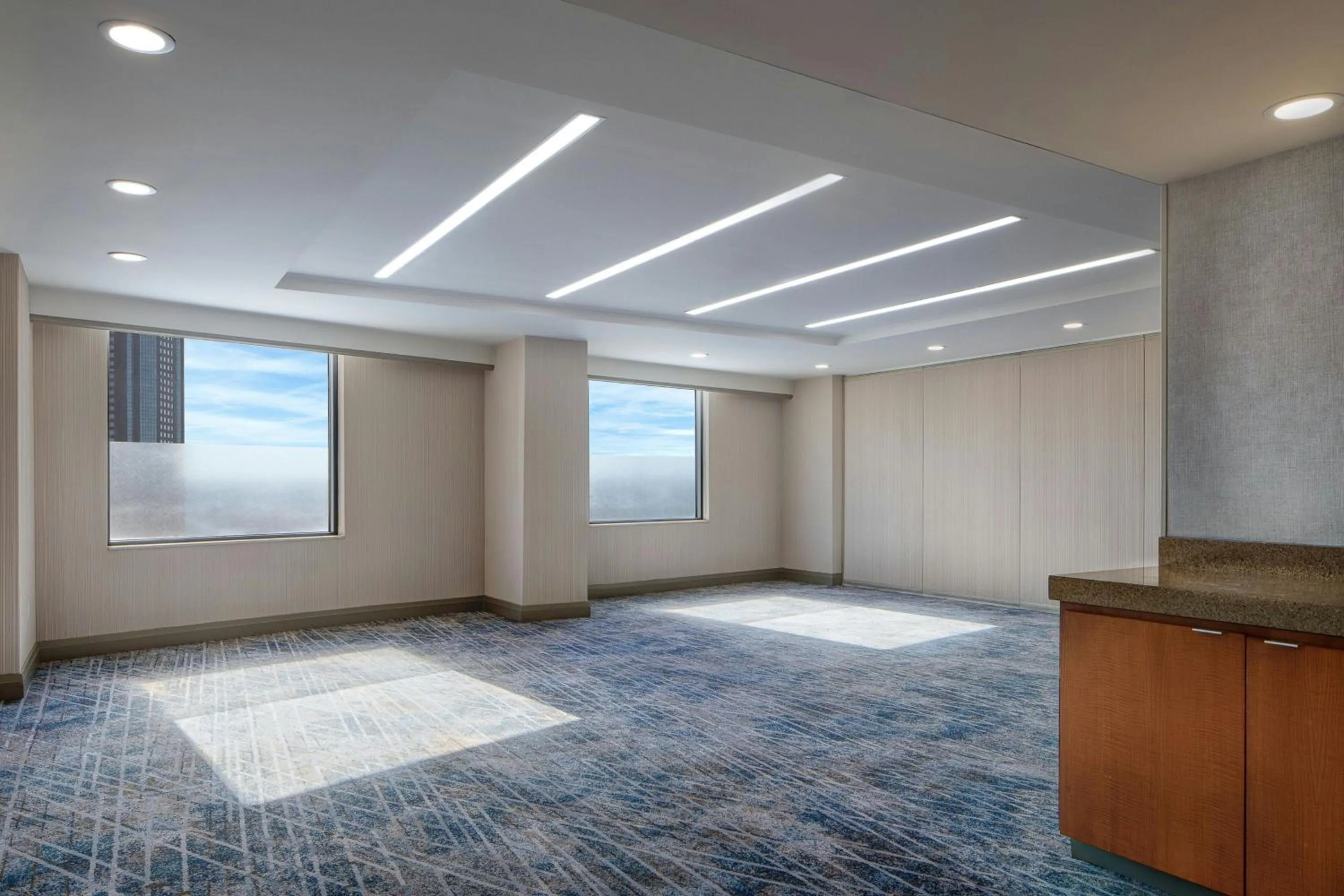 Meeting/conference room in Renaissance Dallas Hotel