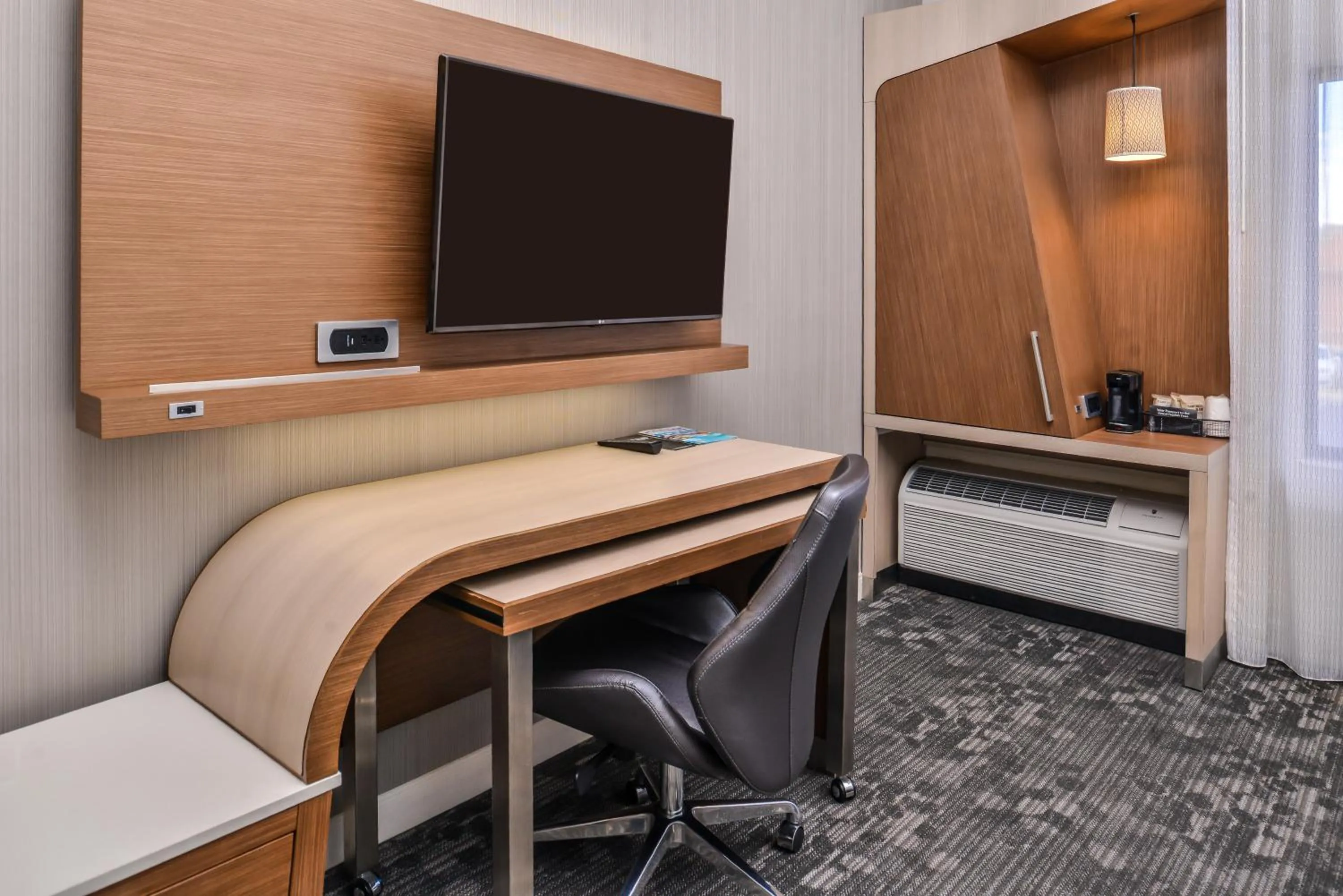 Bedroom in Courtyard Palm Desert