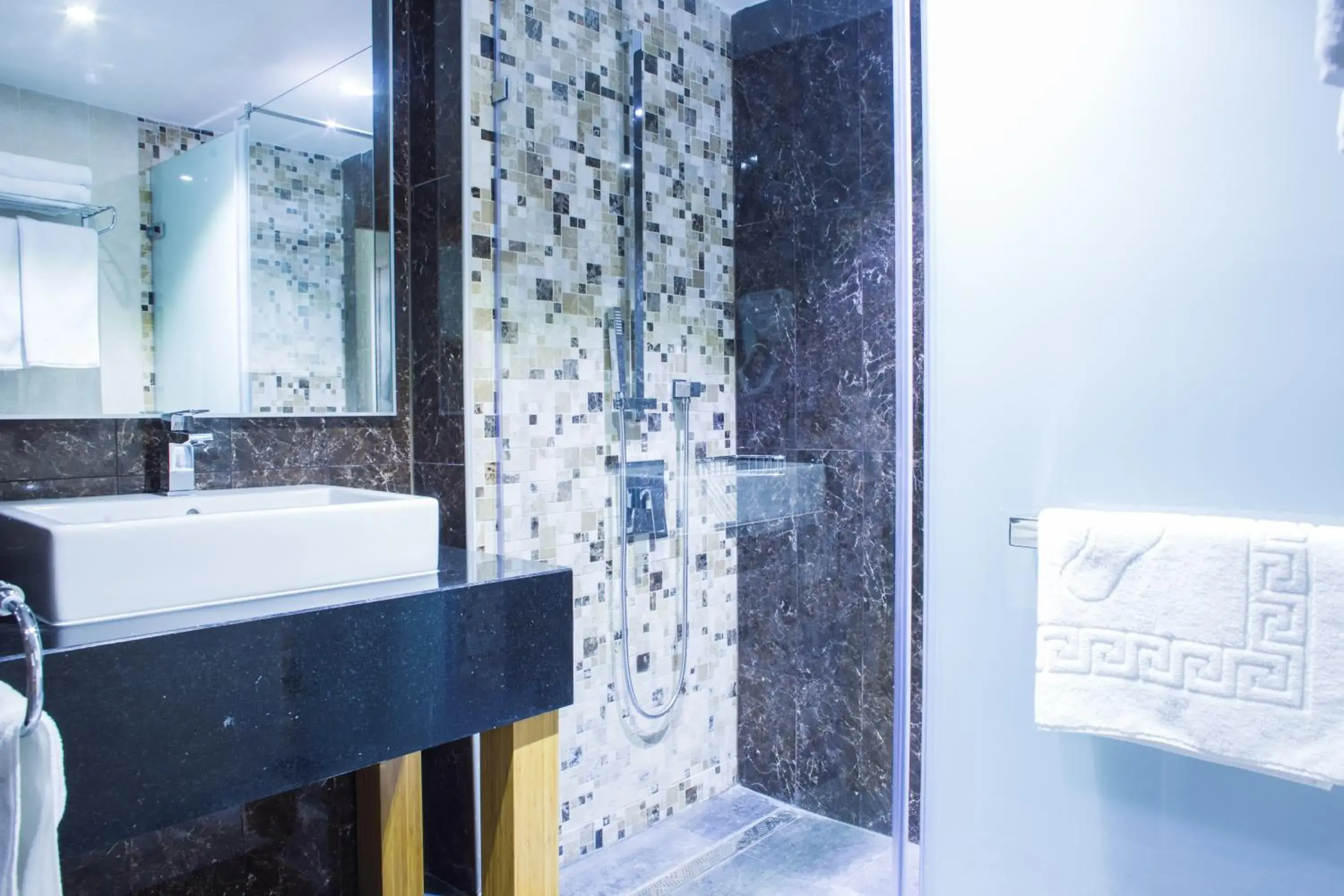 Deluxe Twin Room in Aidana Plaza Hotel Deluxe Twin Room in Aidana Plaza Hotel