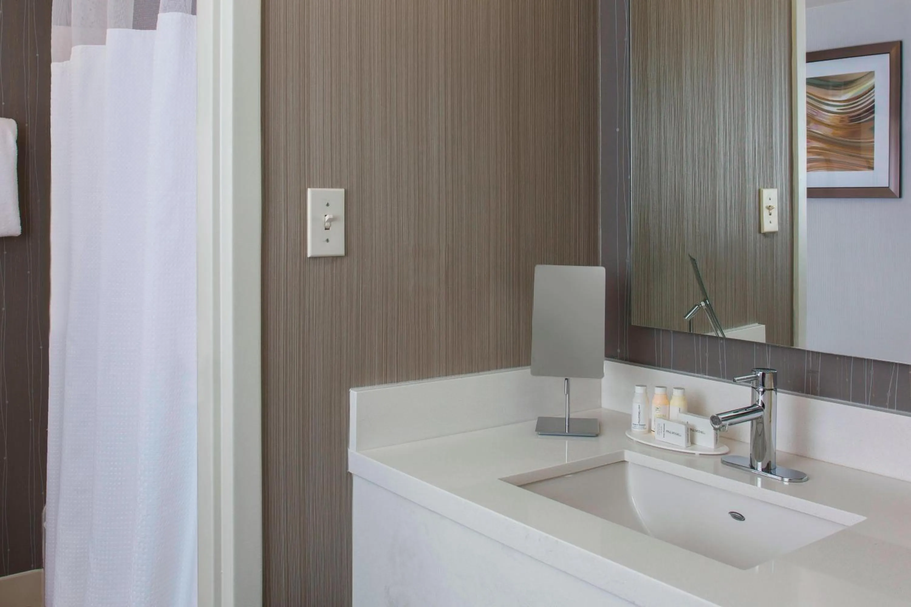 Bathroom in Courtyard by Marriott Orlando Lake Buena Vista in the Marriott Village