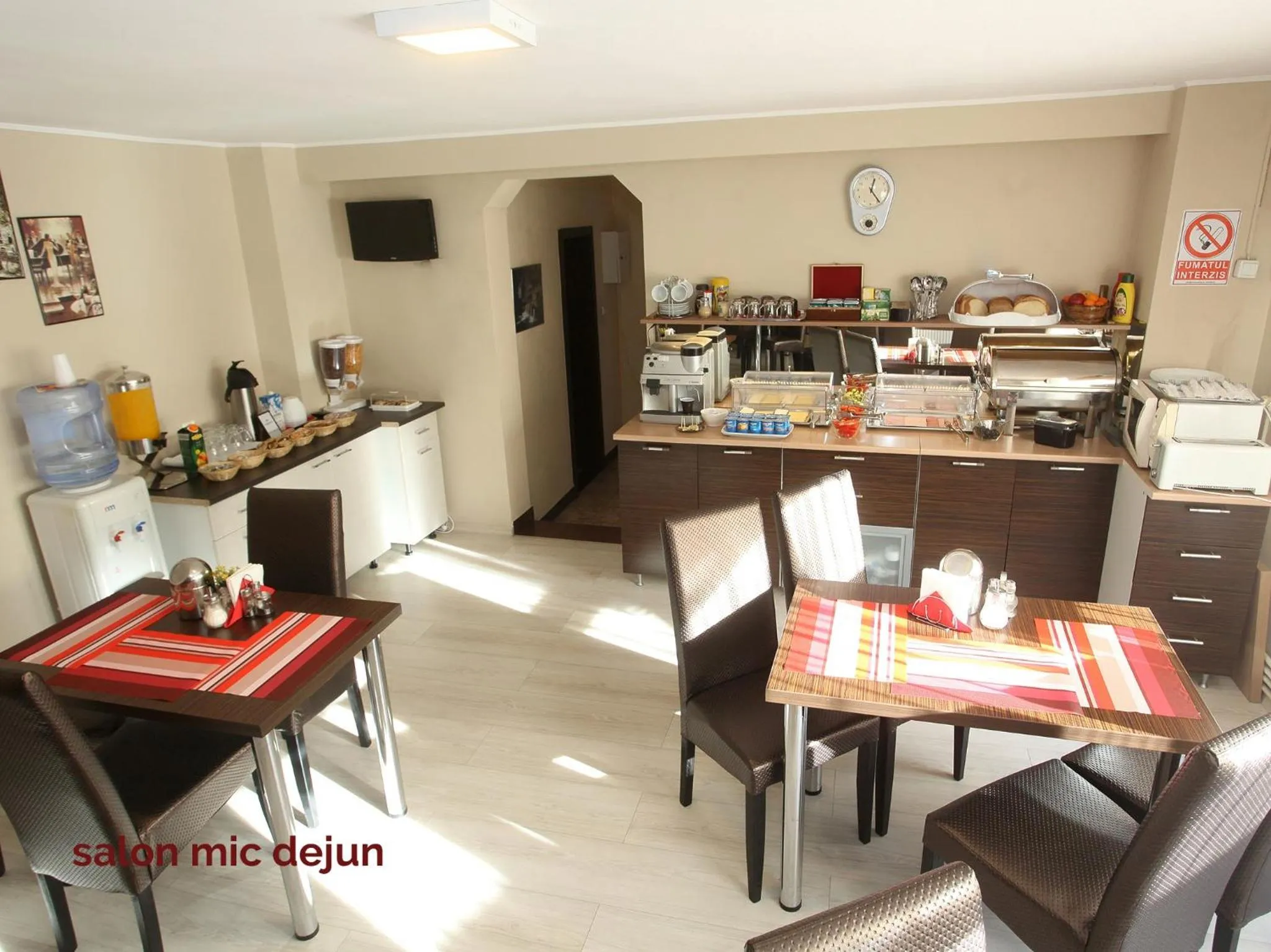 Buffet breakfast in Pension Mora