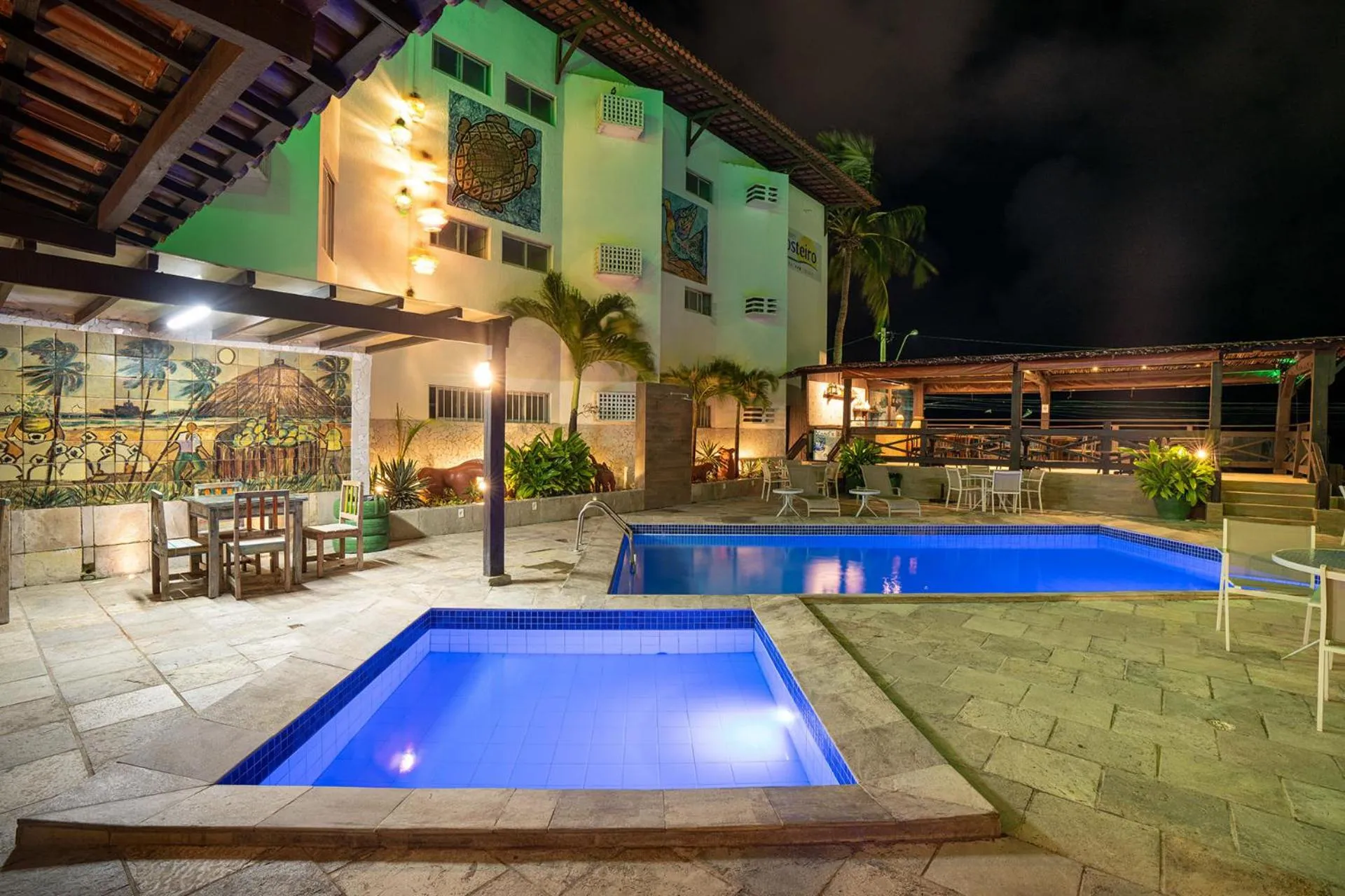 Swimming pool in Hotel Costeiro
