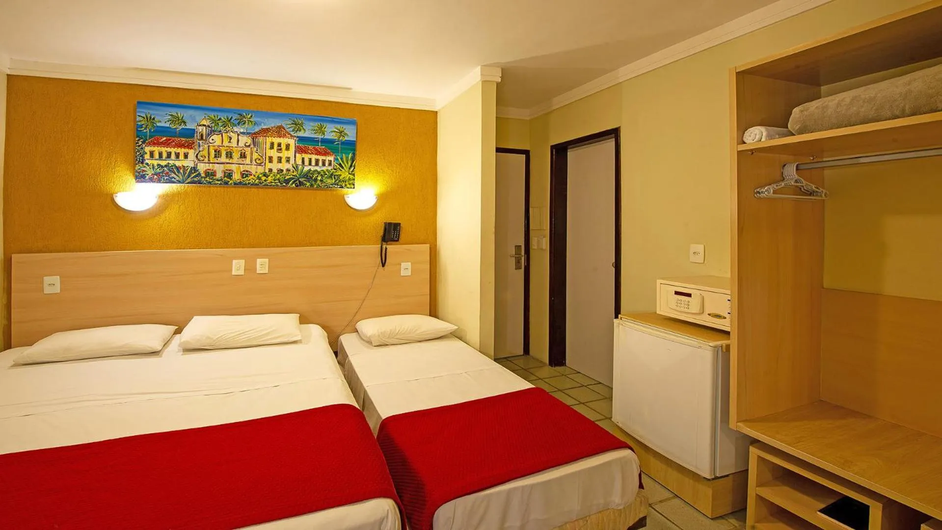 Photo of the whole room, Bed in Hotel Costeiro
