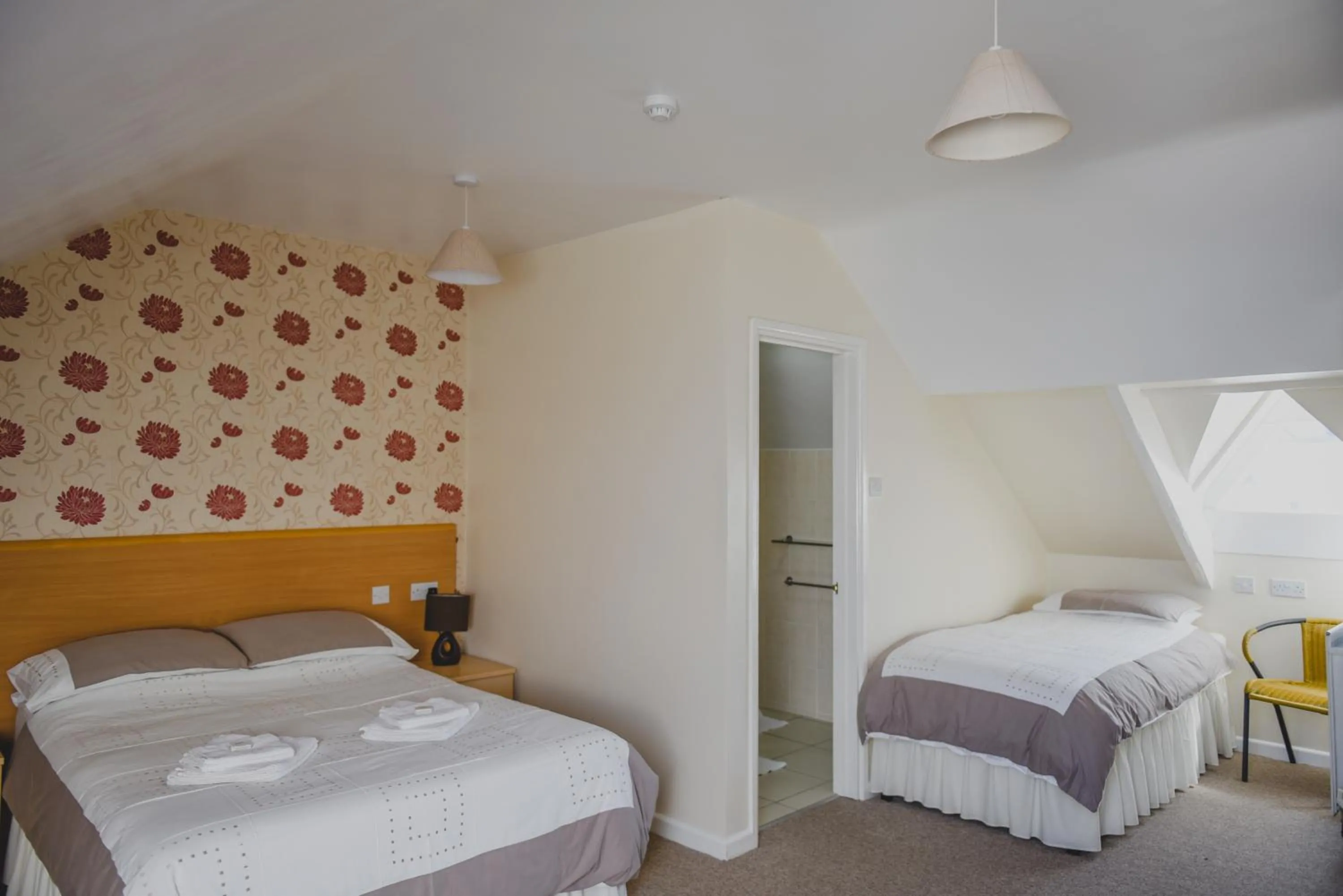 Bed in Seashells
