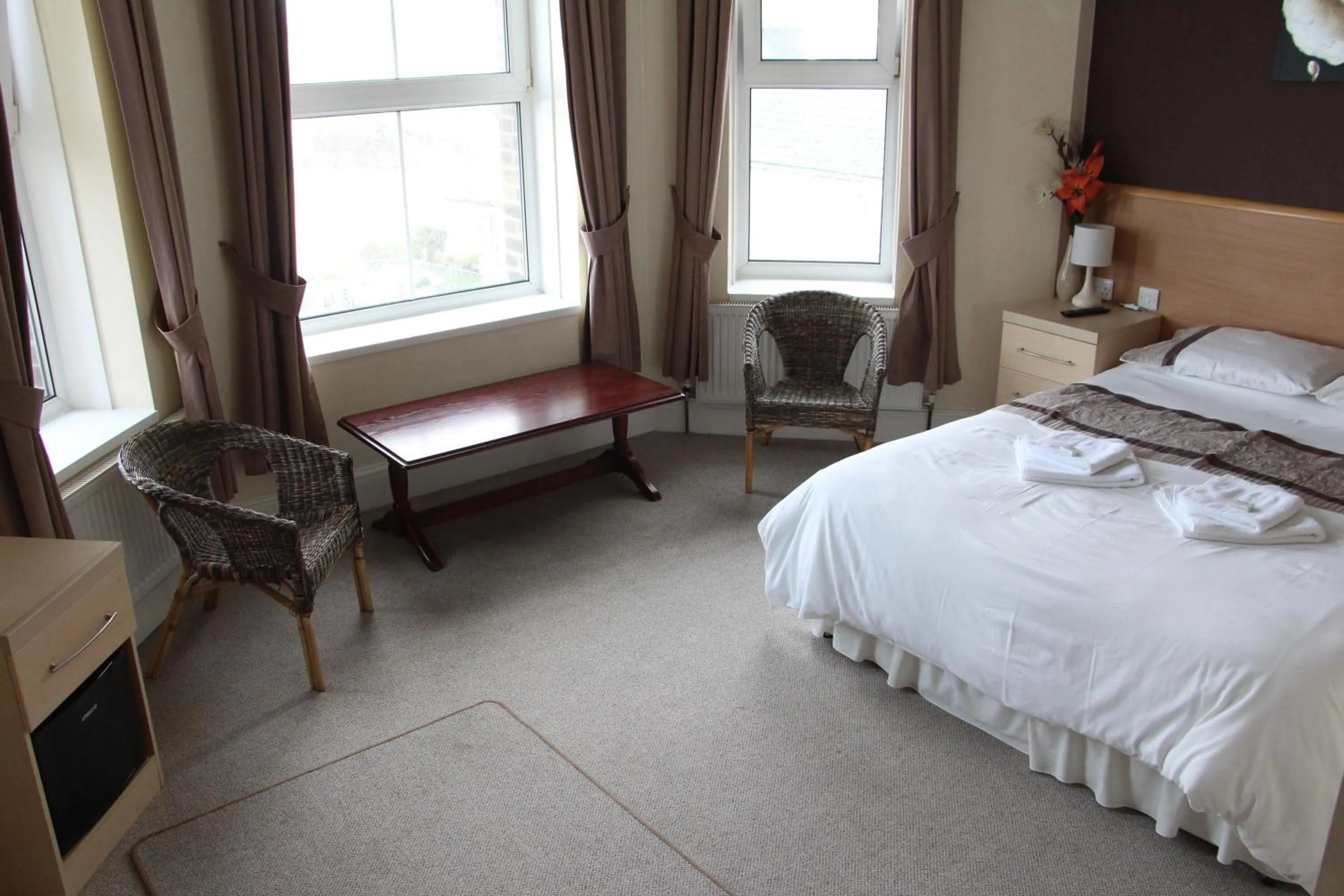 Bed in Seashells
