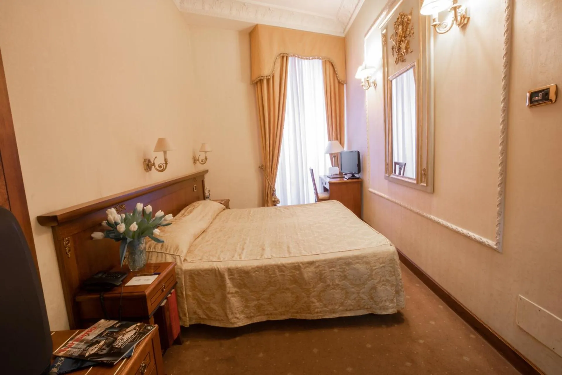 Bed in Hosianum Palace