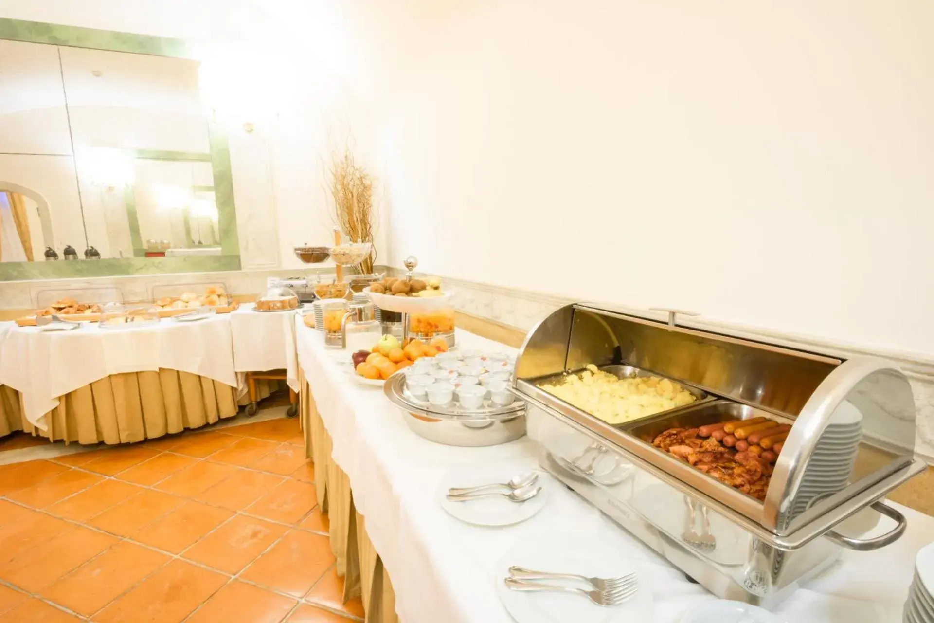 Food and drinks in Hosianum Palace Food and drinks in Hosianum Palace