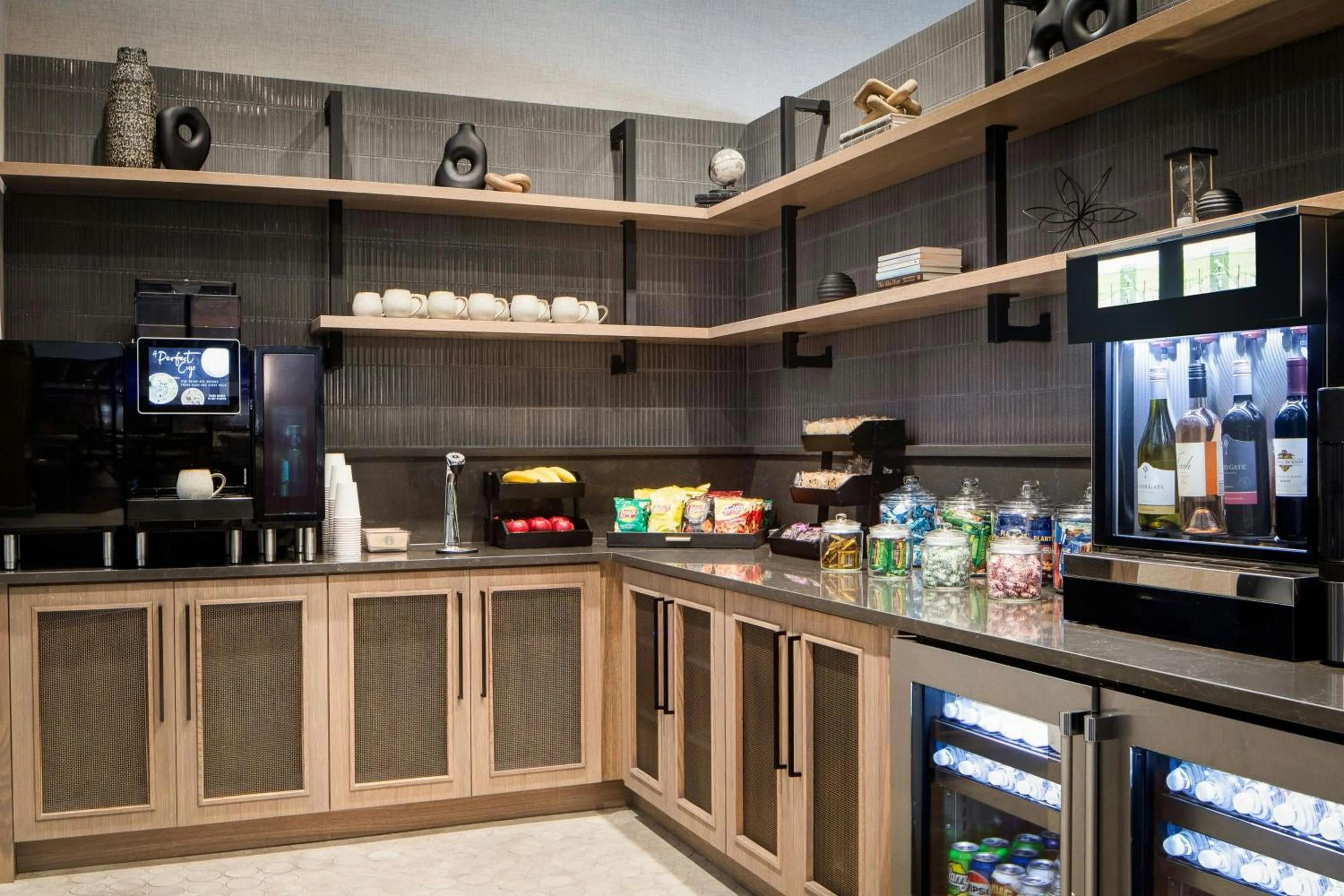 Lounge or bar in Dallas-Addison Marriott Quorum by the Galleria