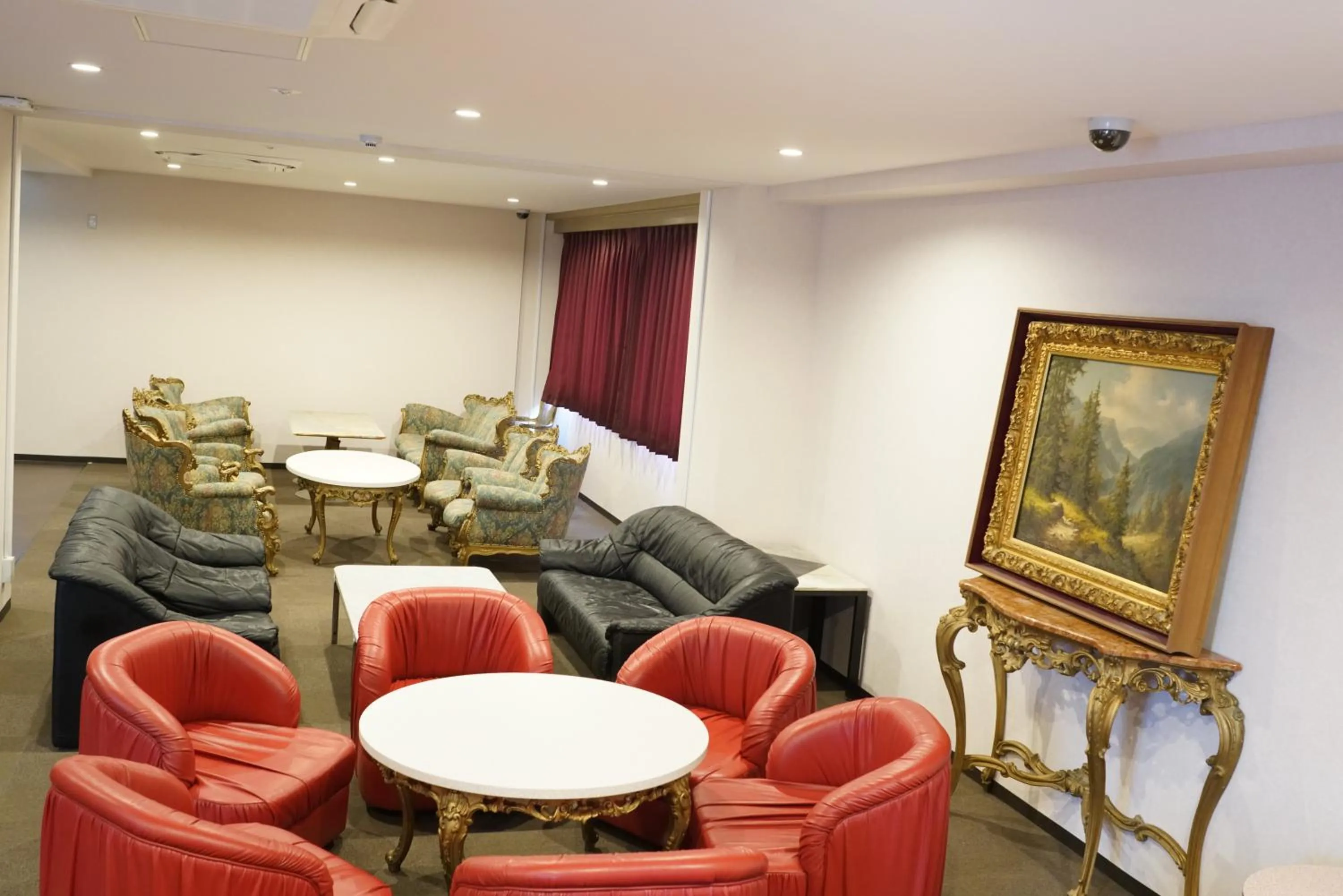 Communal lounge/ TV room in Guesthouse Sumiyoshi