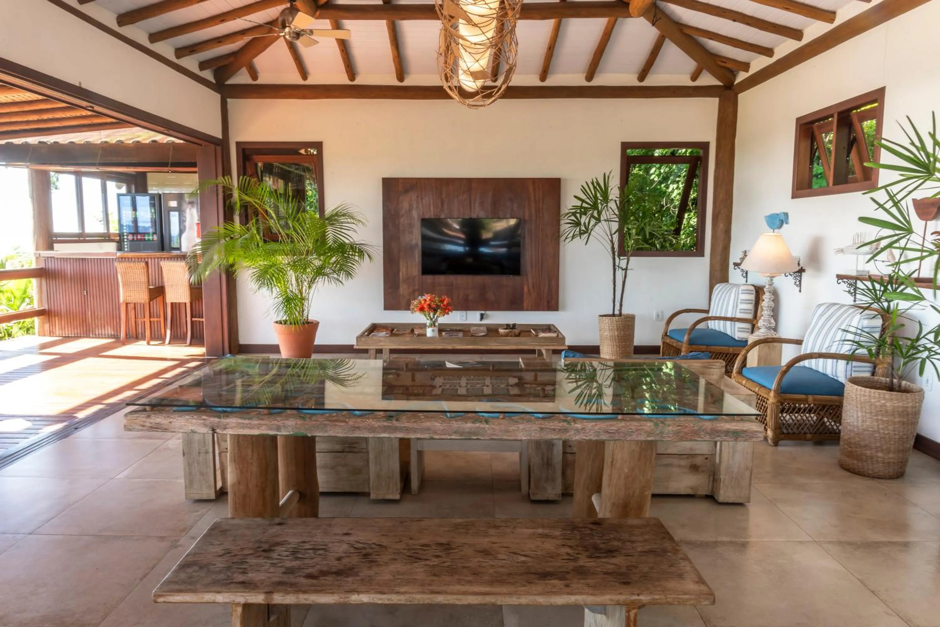 Communal lounge/ TV room in Manacá Pousada Parque