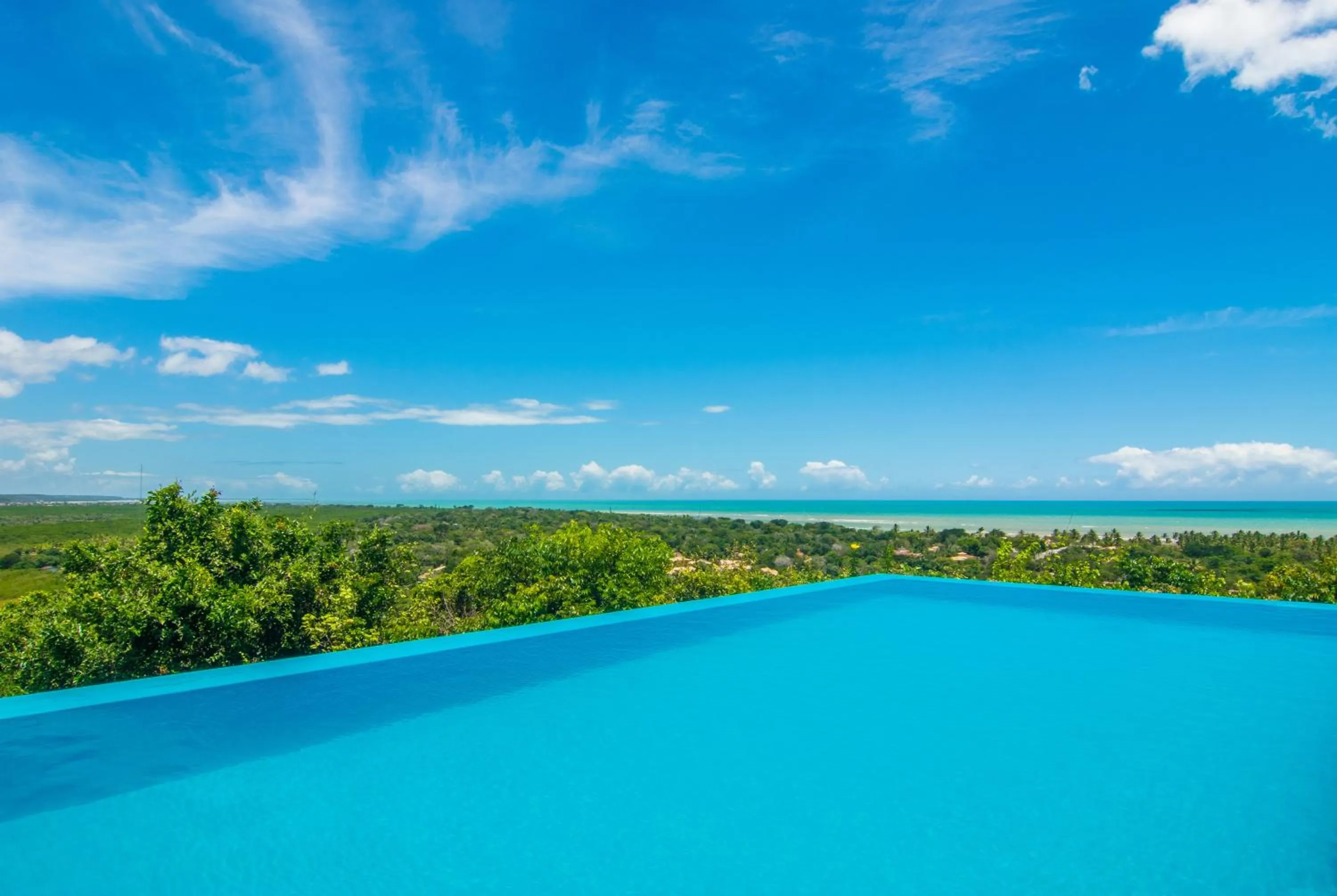 Pool view in Manacá Pousada Parque