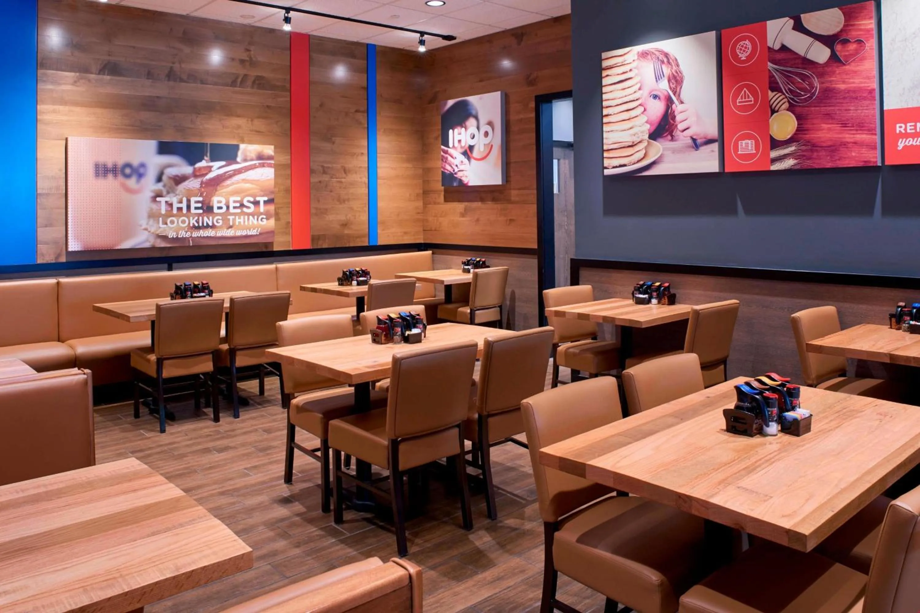 Restaurant/places to eat in Courtyard by Marriott Detroit Downtown