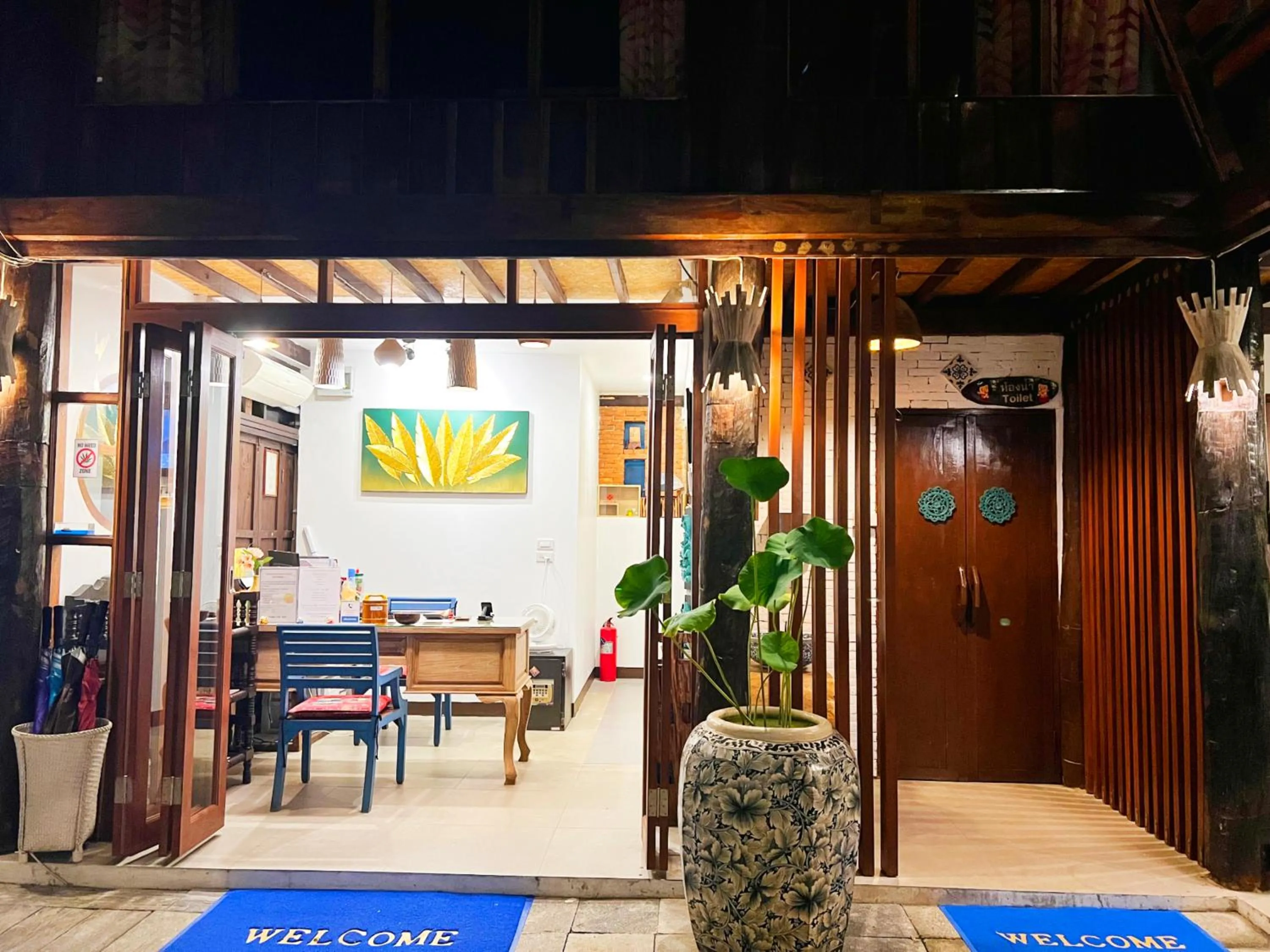 Seating area in Pao Come Boutique House