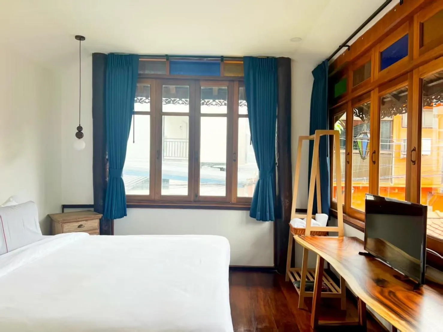 Bed in Pao Come Boutique House