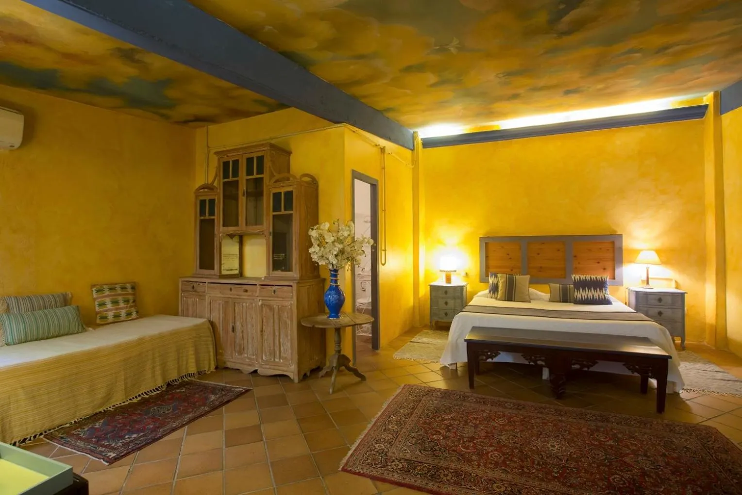 Bed in Hostal Blau