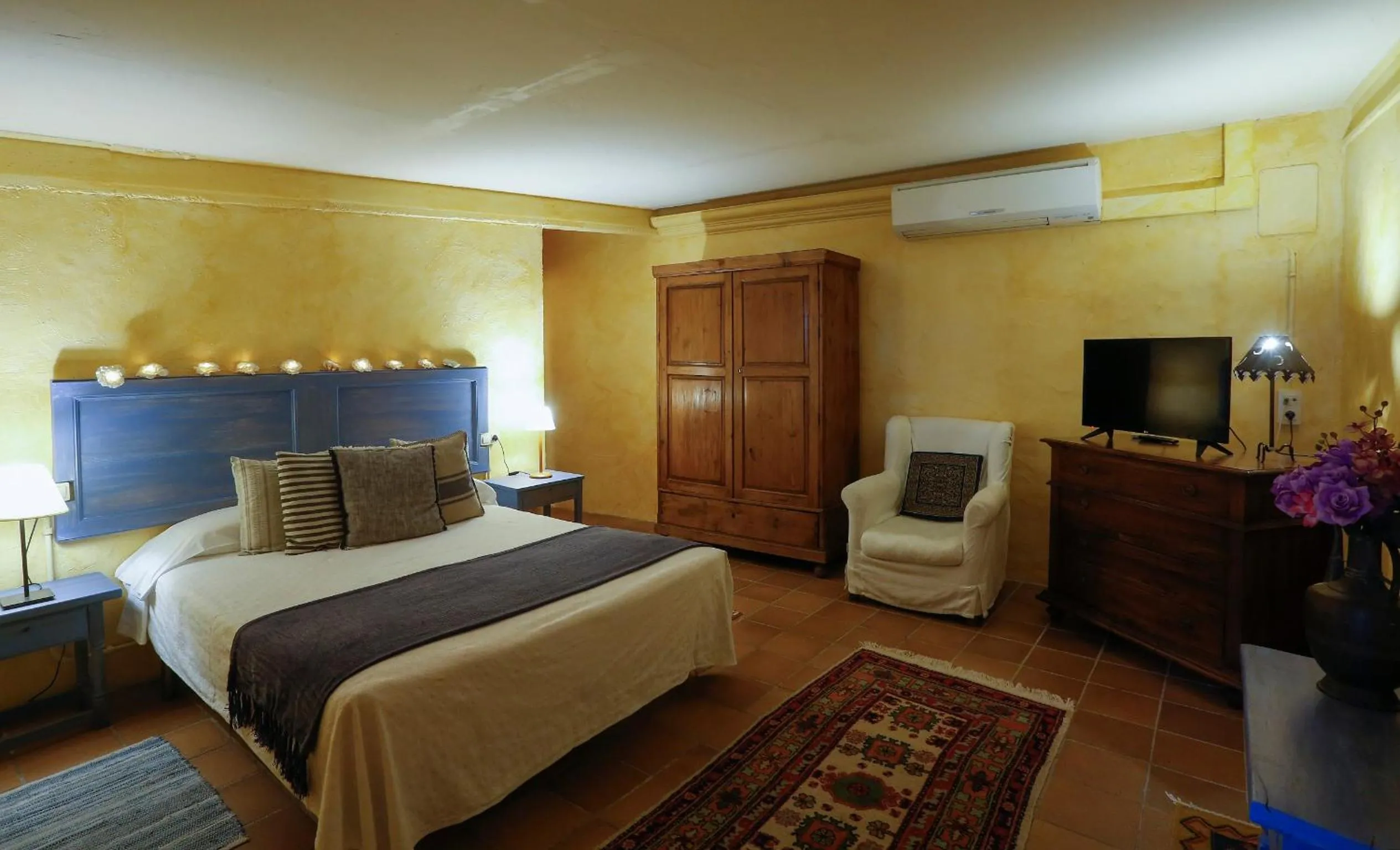 Bed in Hostal Blau