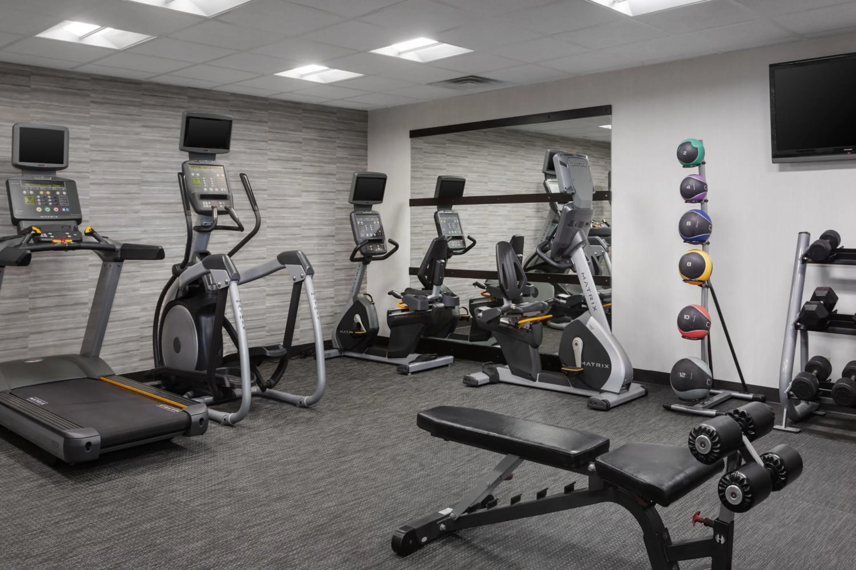 Fitness centre/facilities in Courtyard by Marriott Mahwah