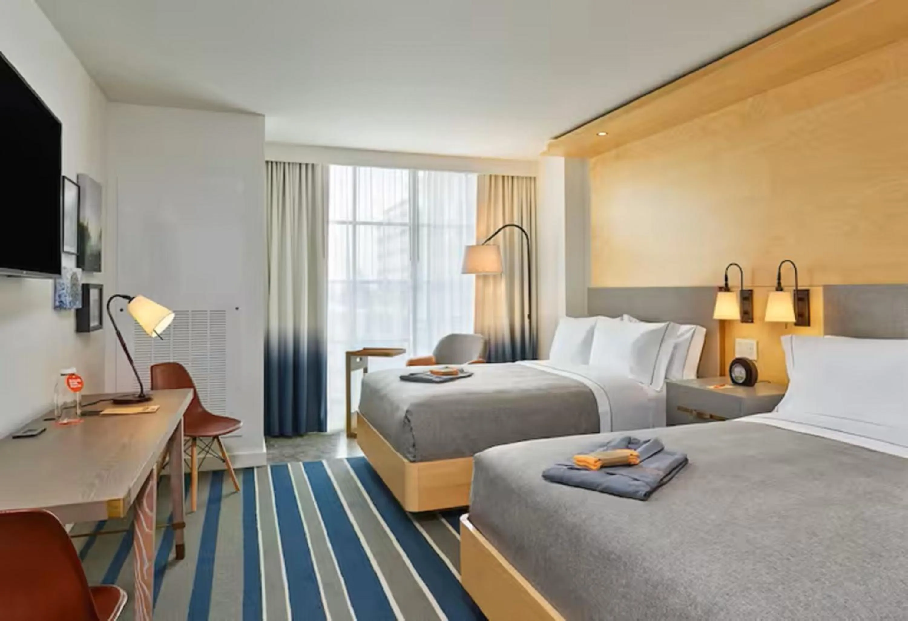 Bed in Canopy By Hilton Washington DC Bethesda North