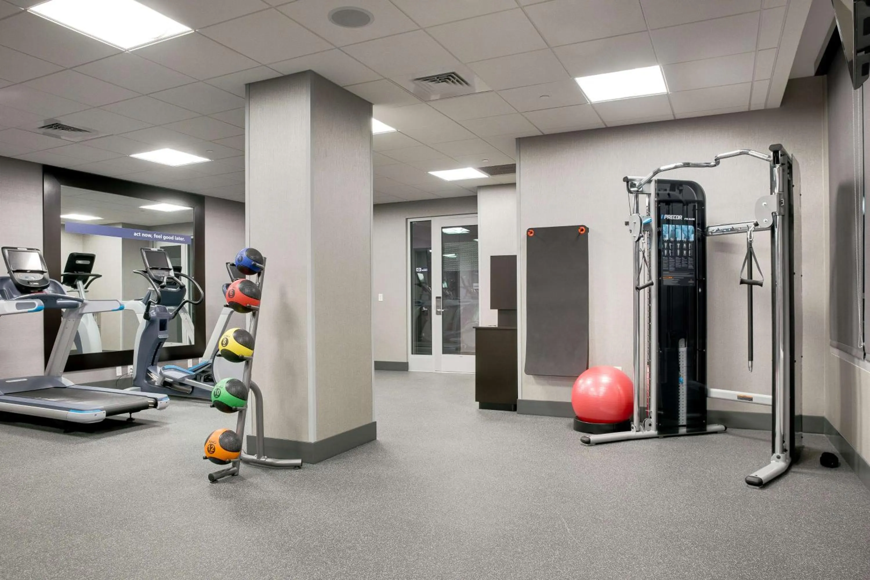 Fitness centre/facilities in Hampton Inn & Suites Fort Worth Downtown