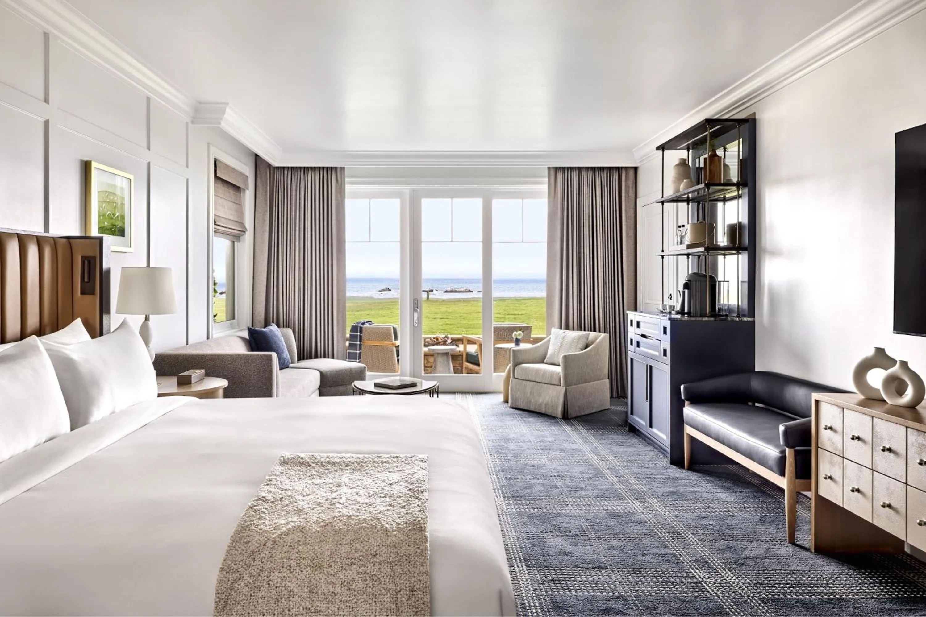 Photo of the whole room, Bed in The Ritz-Carlton, Half Moon Bay