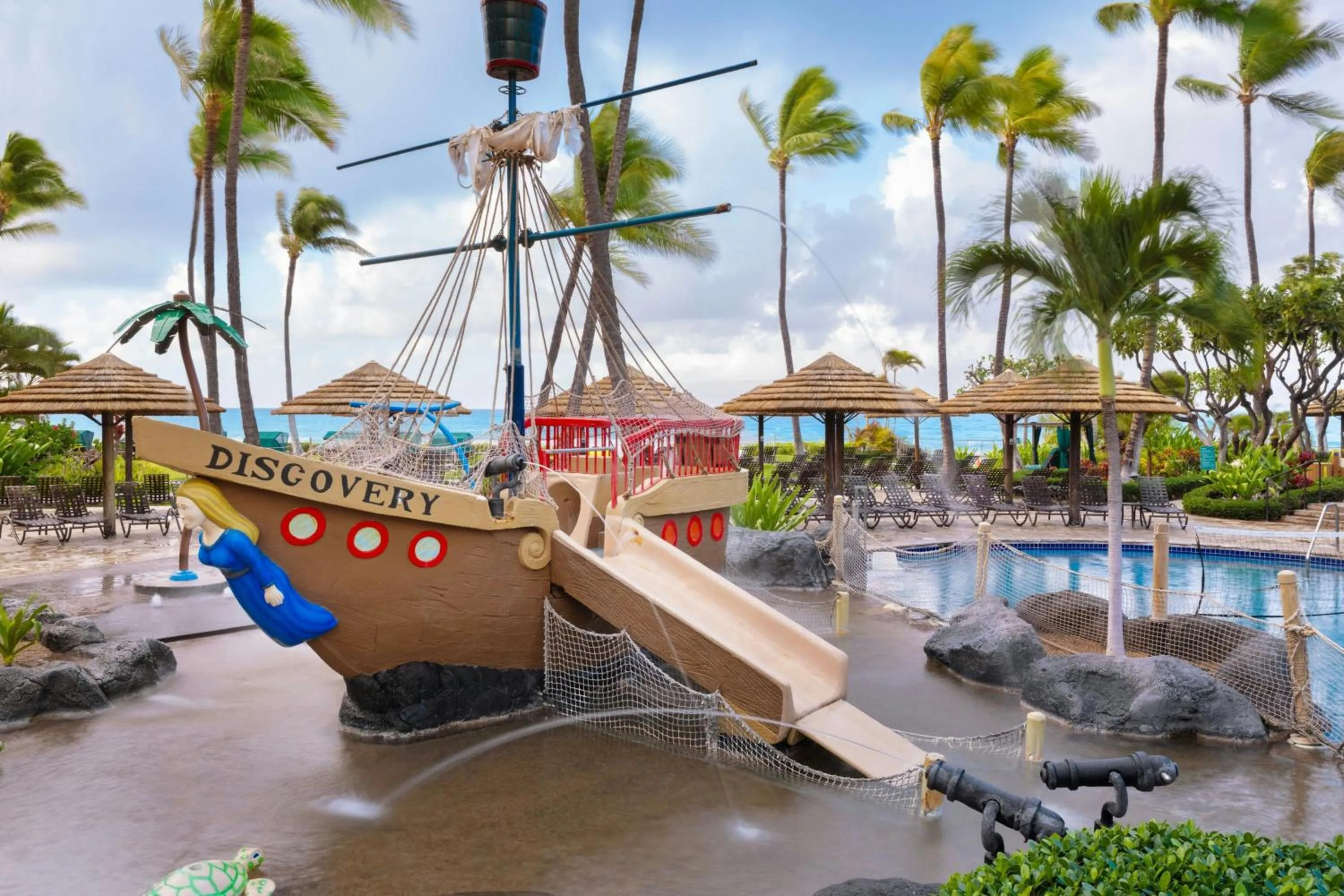 Swimming pool in Marriott's Maui Ocean Club - Molokai, Maui & Lanai Towers