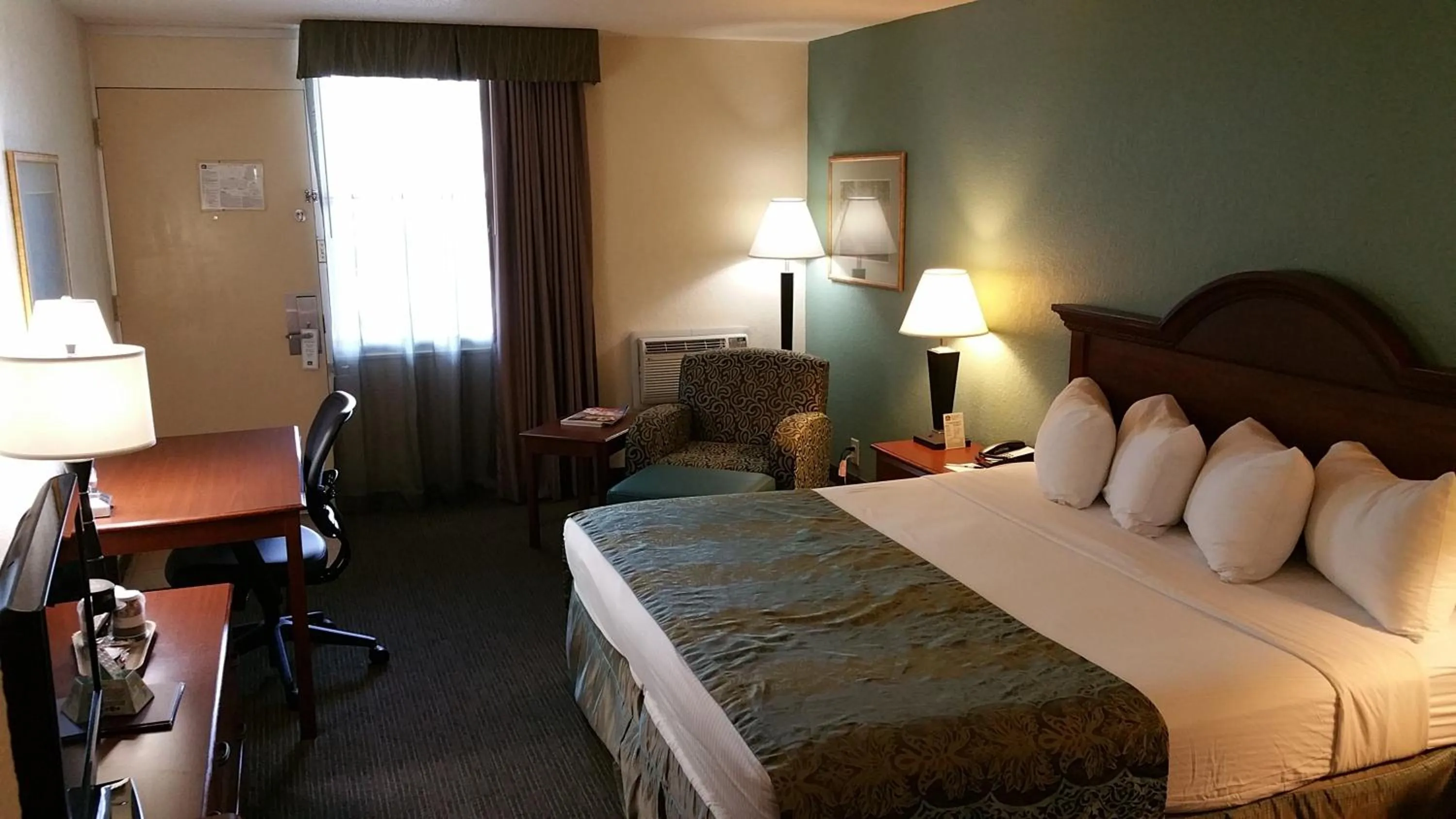 Bedroom in Baymont by Wyndham Sarasota