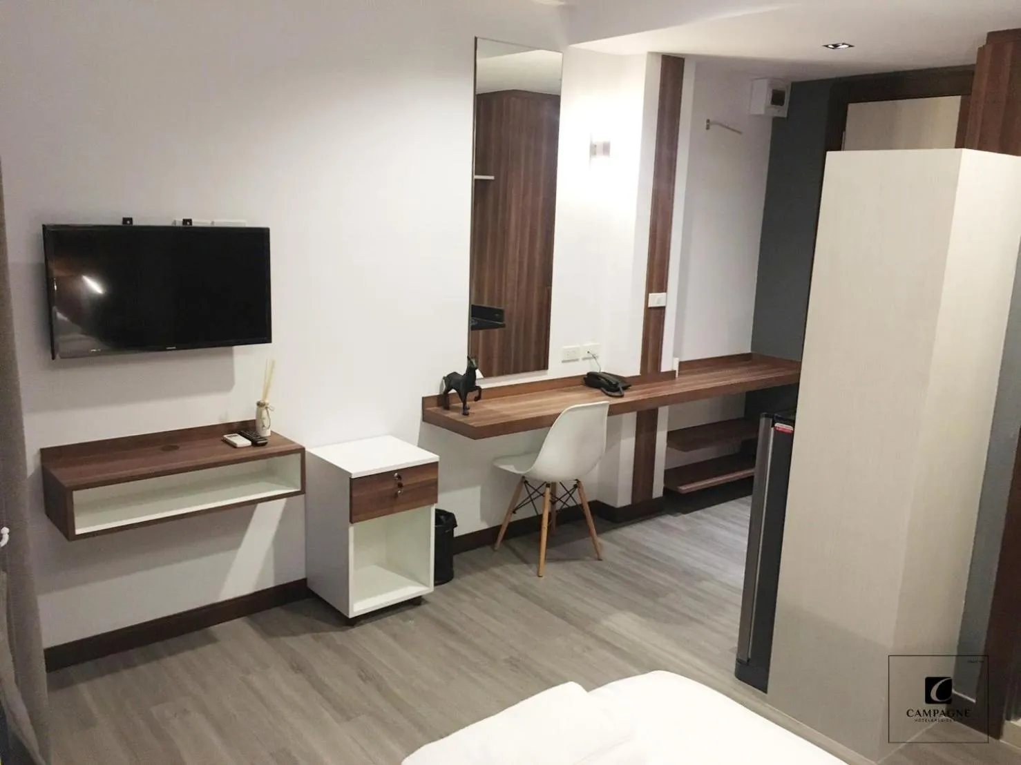 TV and multimedia in Campagne Hotel and Residence - SHA Plus