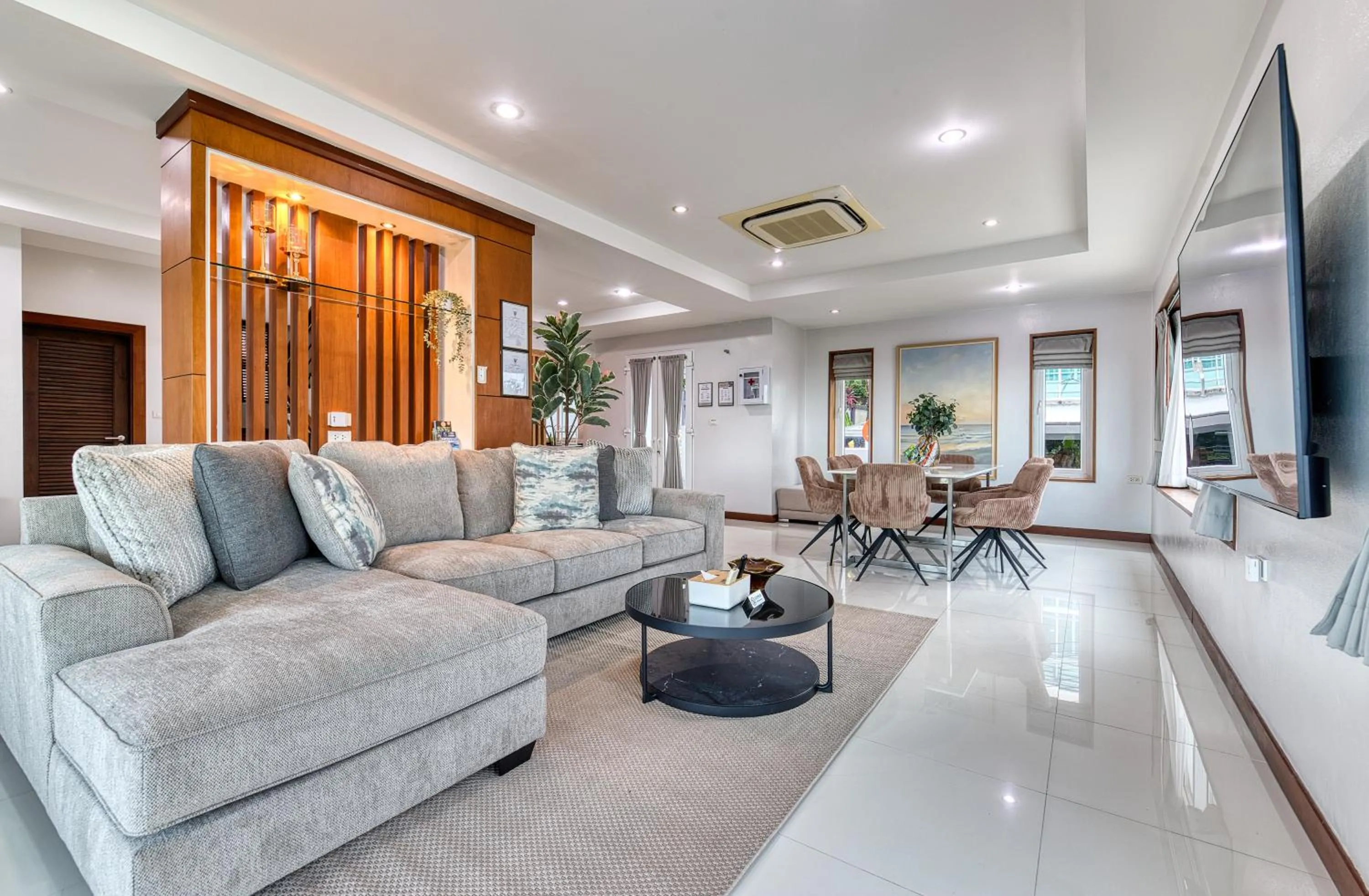 Living room in Surisa Seaview Pool Villas