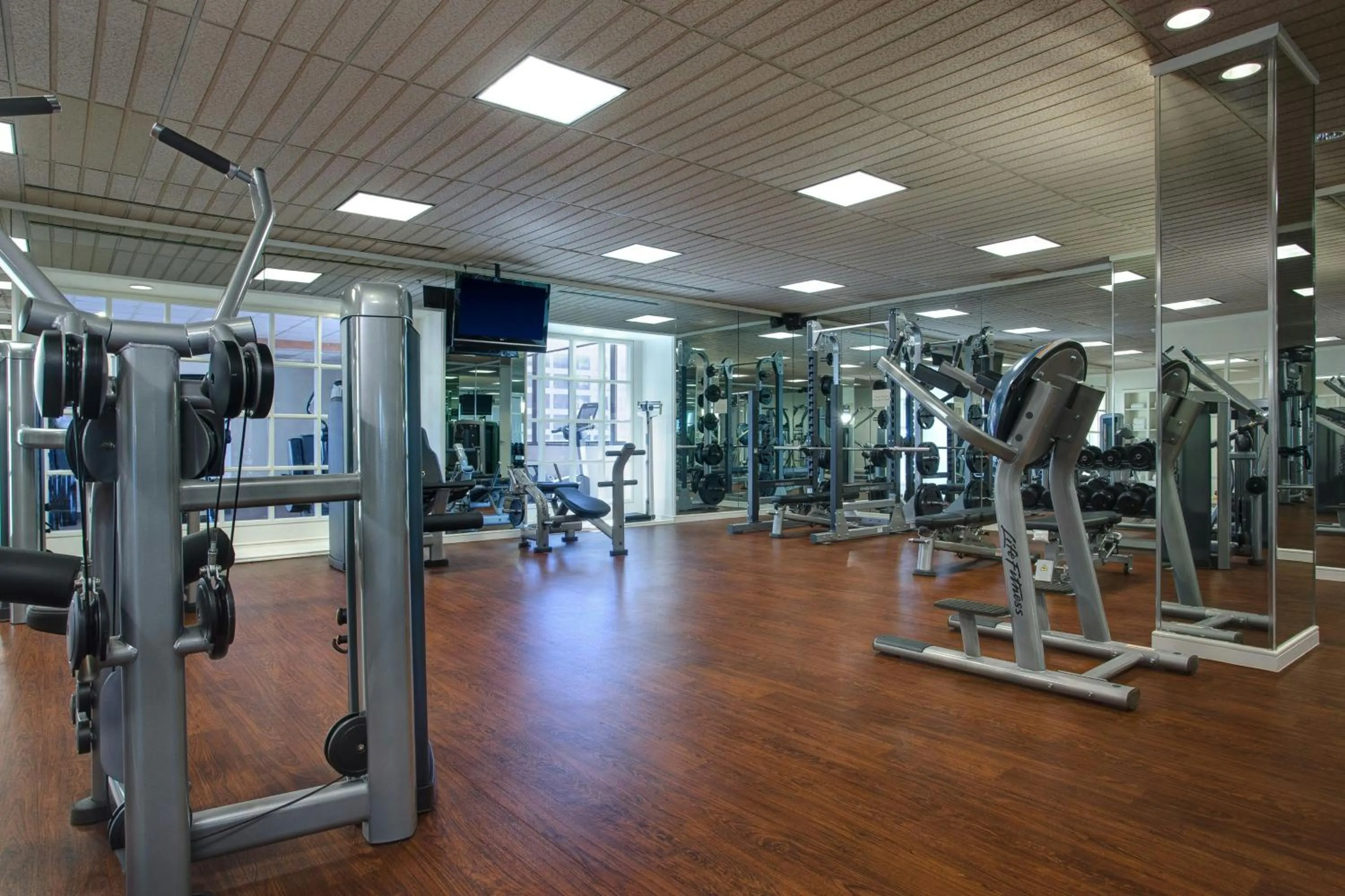 Fitness centre/facilities in JW Marriott Houston by the Galleria