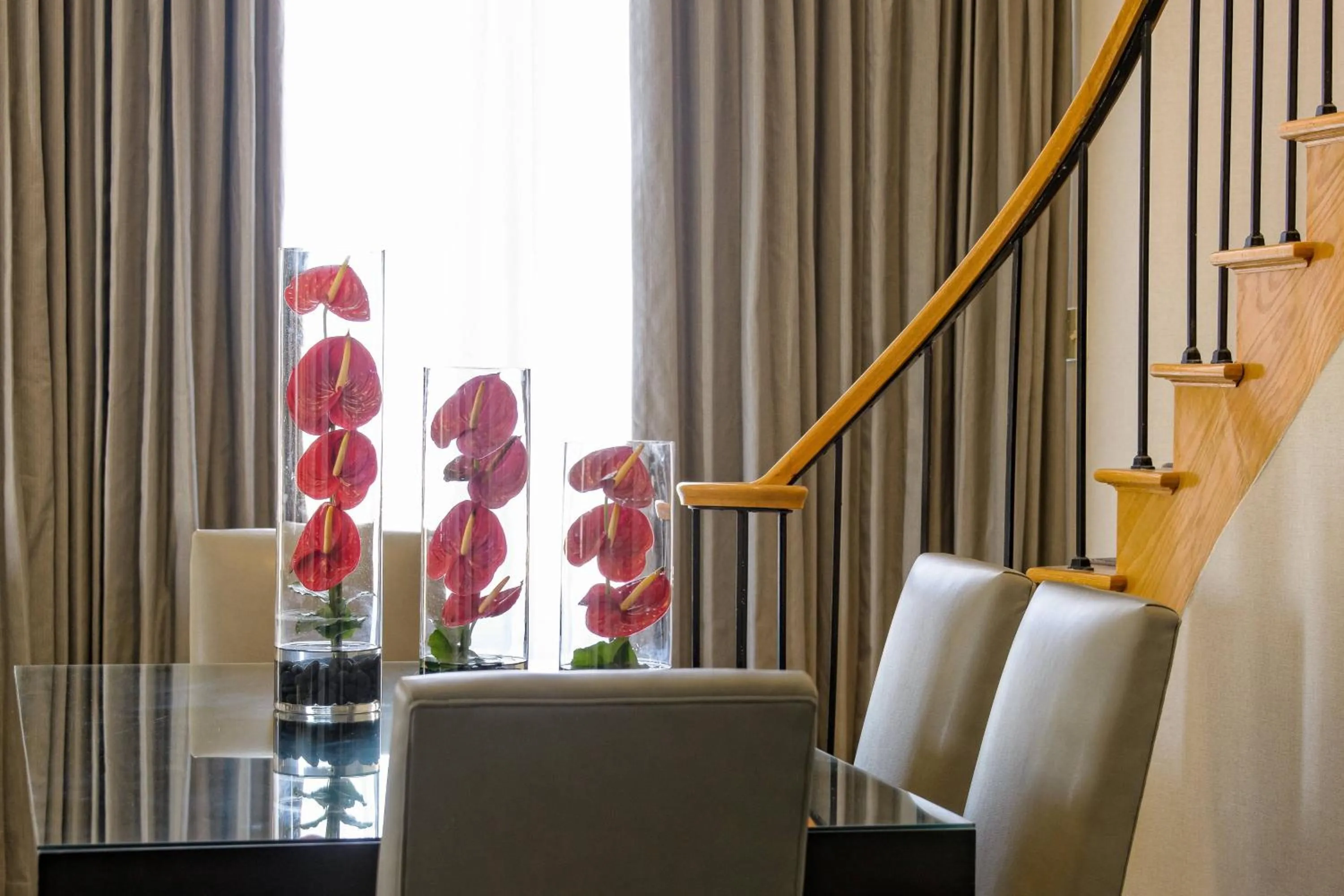 Photo of the whole room in JW Marriott Houston by the Galleria