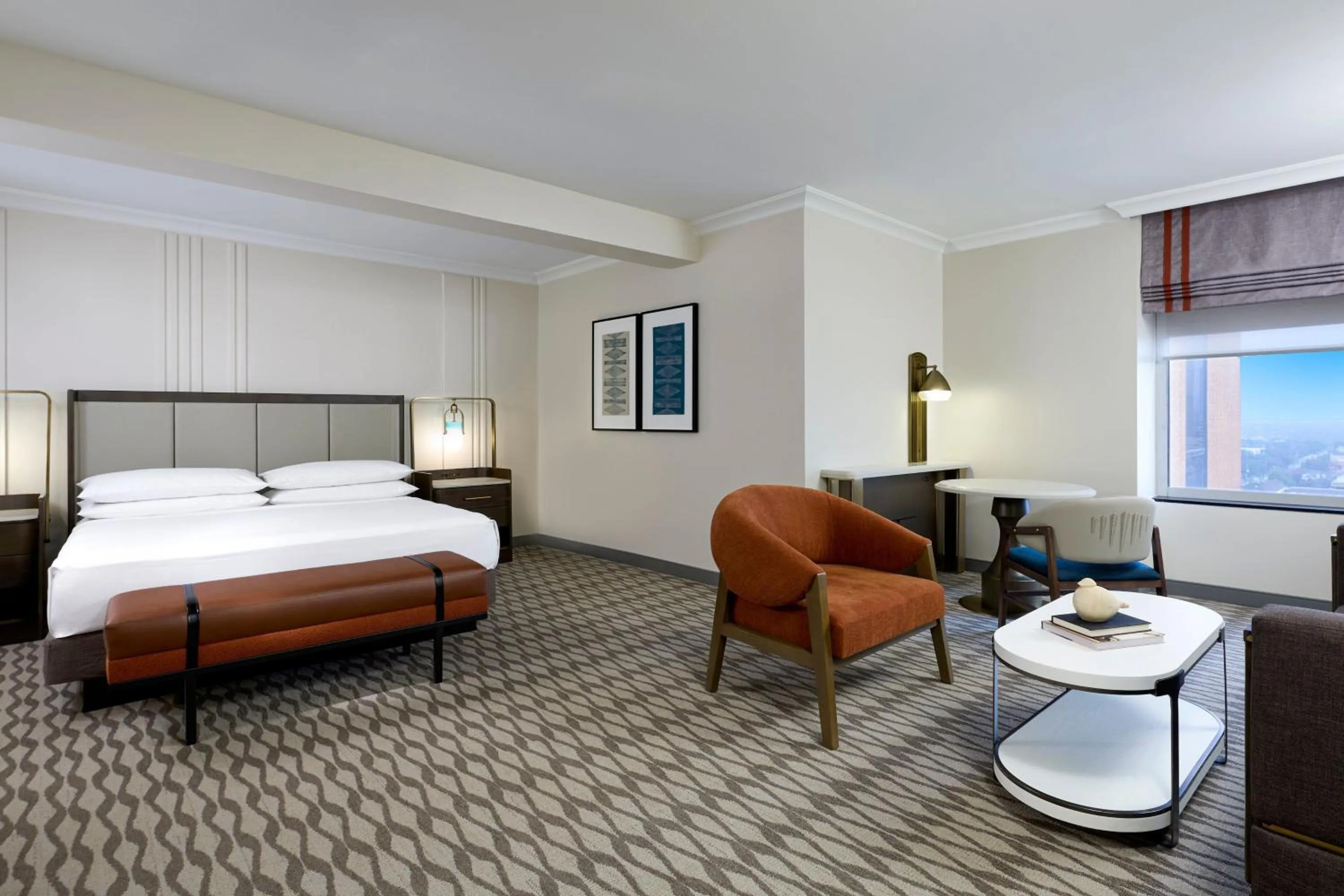 Photo of the whole room, Bed in JW Marriott Houston by the Galleria