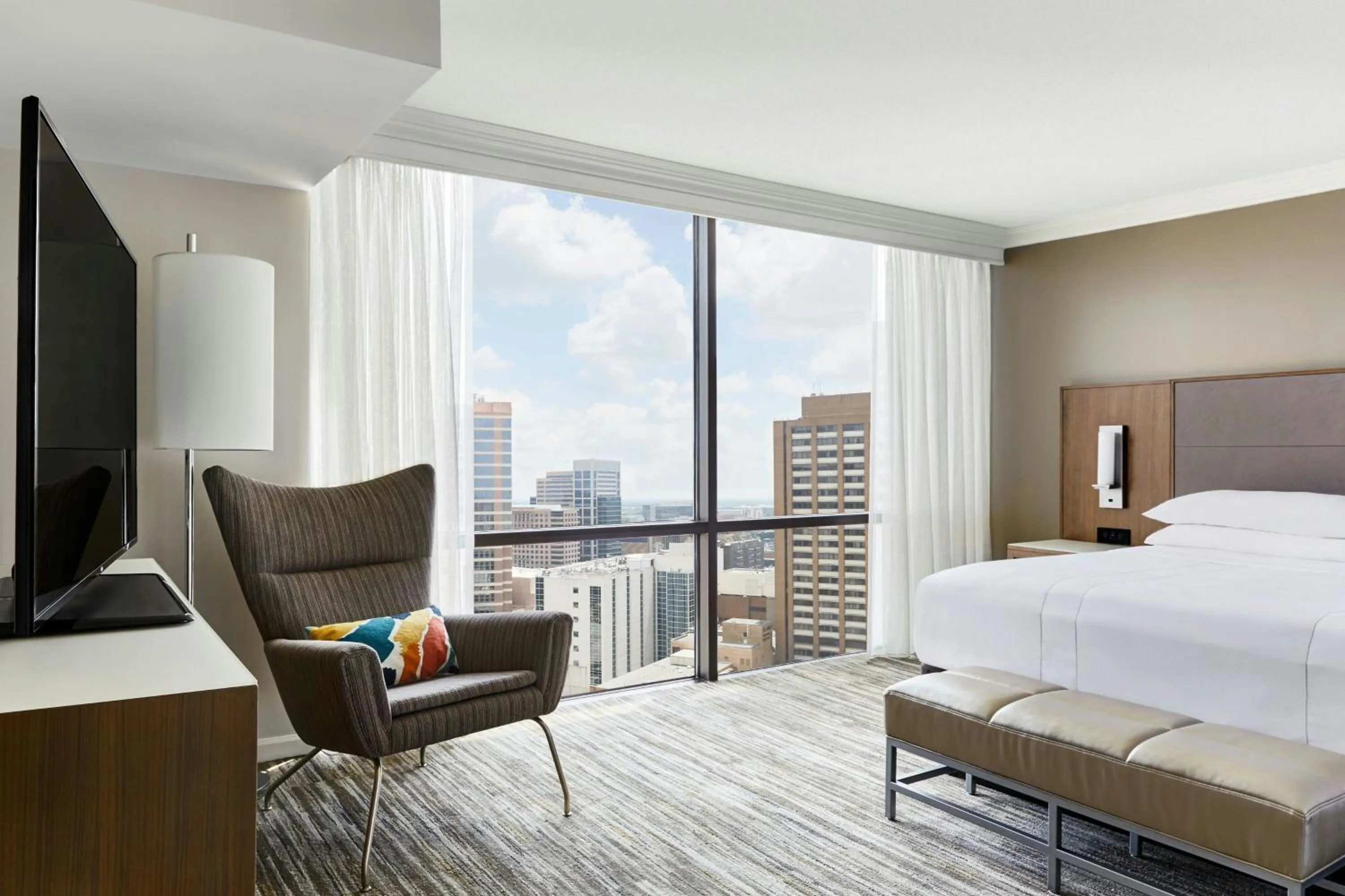 Photo of the whole room, Bed in Houston Marriott Medical Center/Museum District
