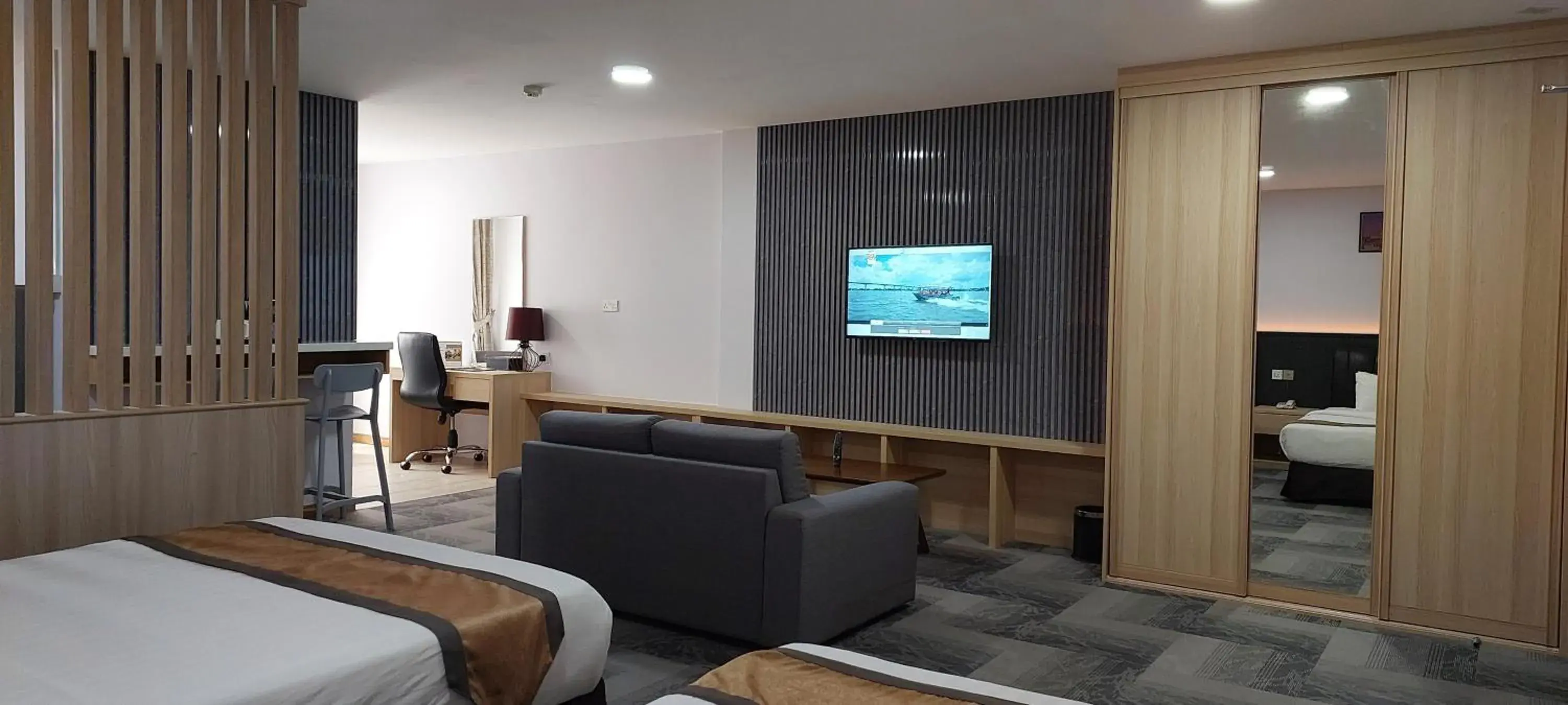 TV and multimedia, Bed in Al Afiah Hotel TV and multimedia, Bed in Al Afiah Hotel