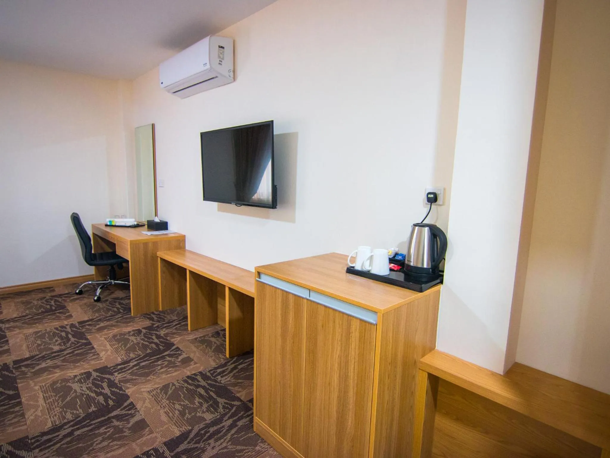 TV and multimedia in Al Afiah Hotel