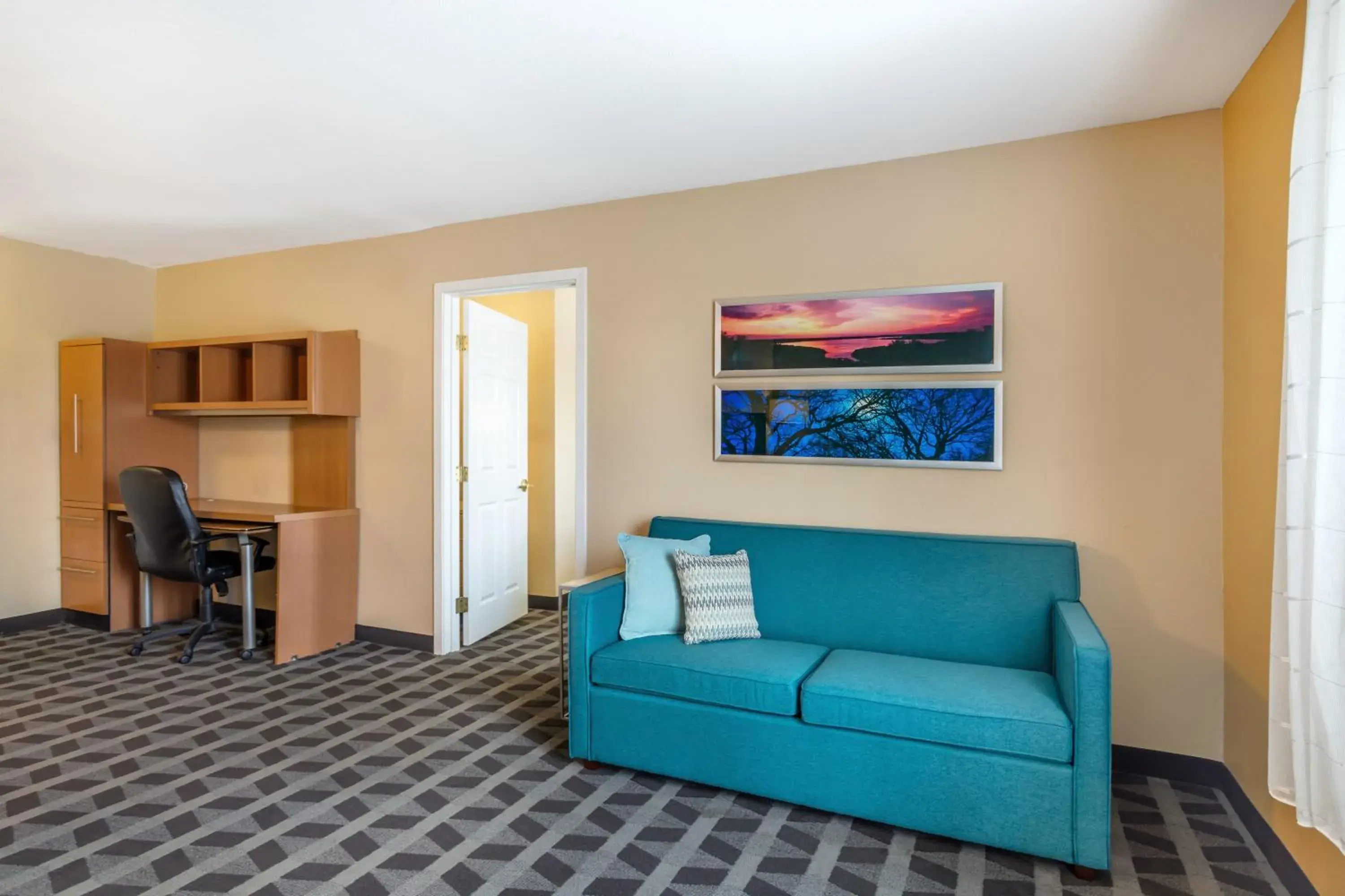 Living room in TownePlace Suites by Marriott Houston NASA/Clear Lake Living room in TownePlace Suites by Marriott Houston NASA/Clear Lake