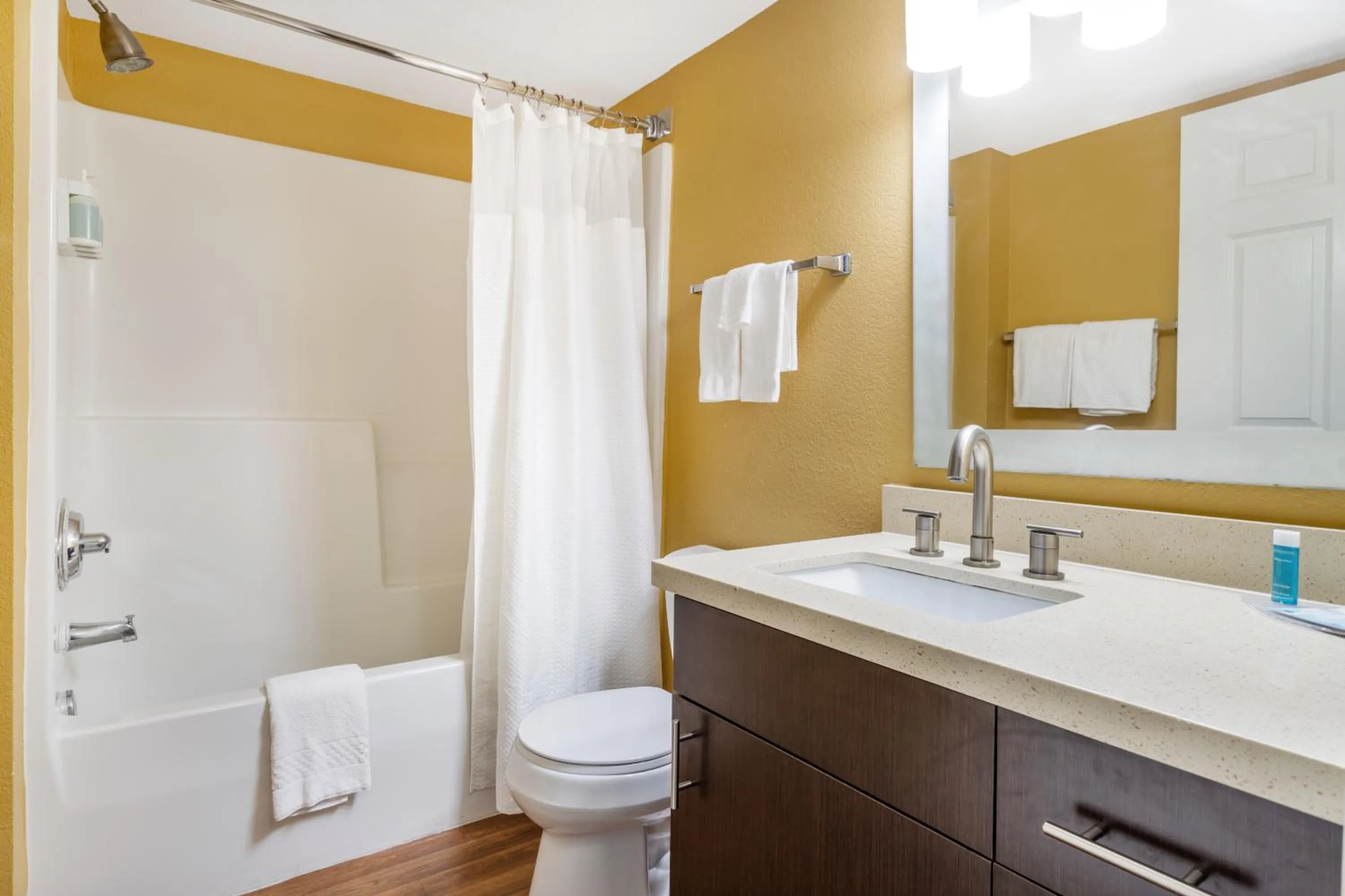 Bathroom in TownePlace Suites by Marriott Houston NASA/Clear Lake