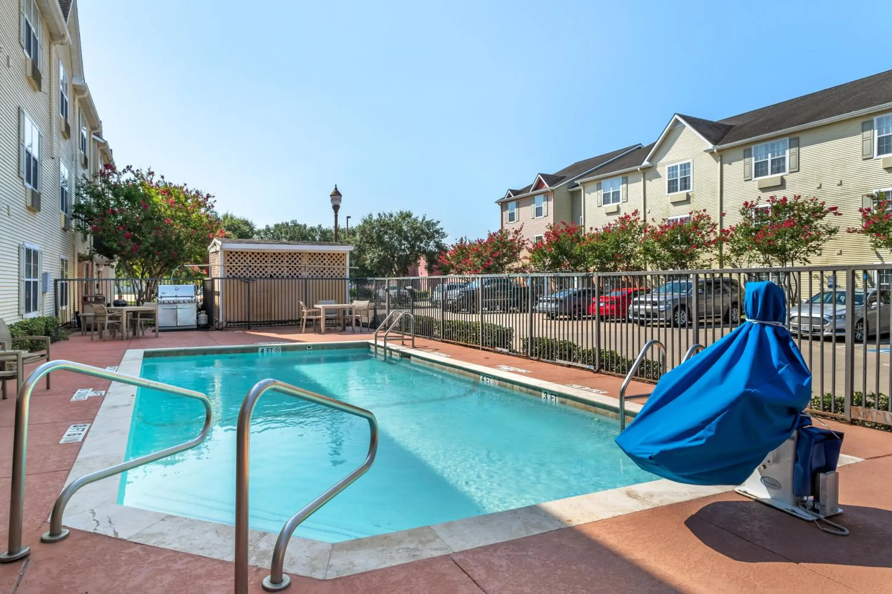 Pool view in TownePlace Suites by Marriott Houston NASA/Clear Lake Pool view in TownePlace Suites by Marriott Houston NASA/Clear Lake