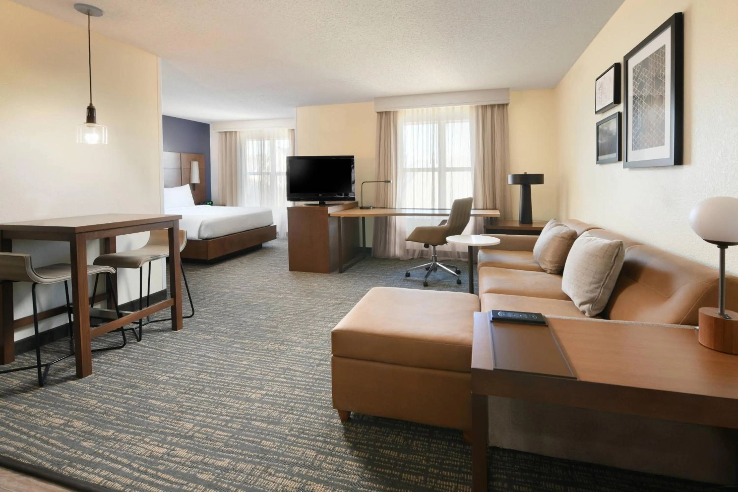 Photo of the whole room, Bed in Residence Inn Houston Westchase On Westheimer