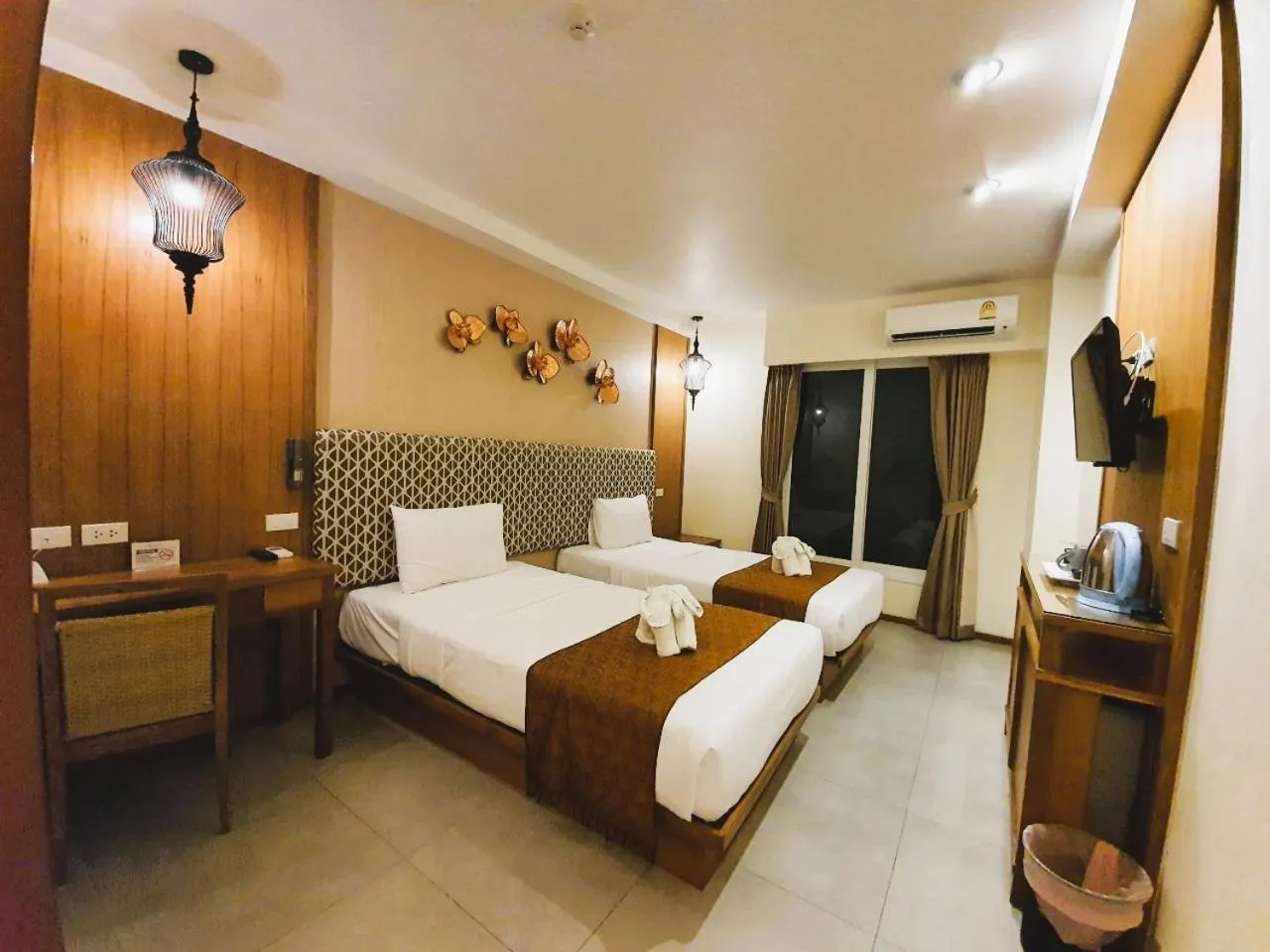 Bedroom, Bed in The Signature Hotel @ Thapae