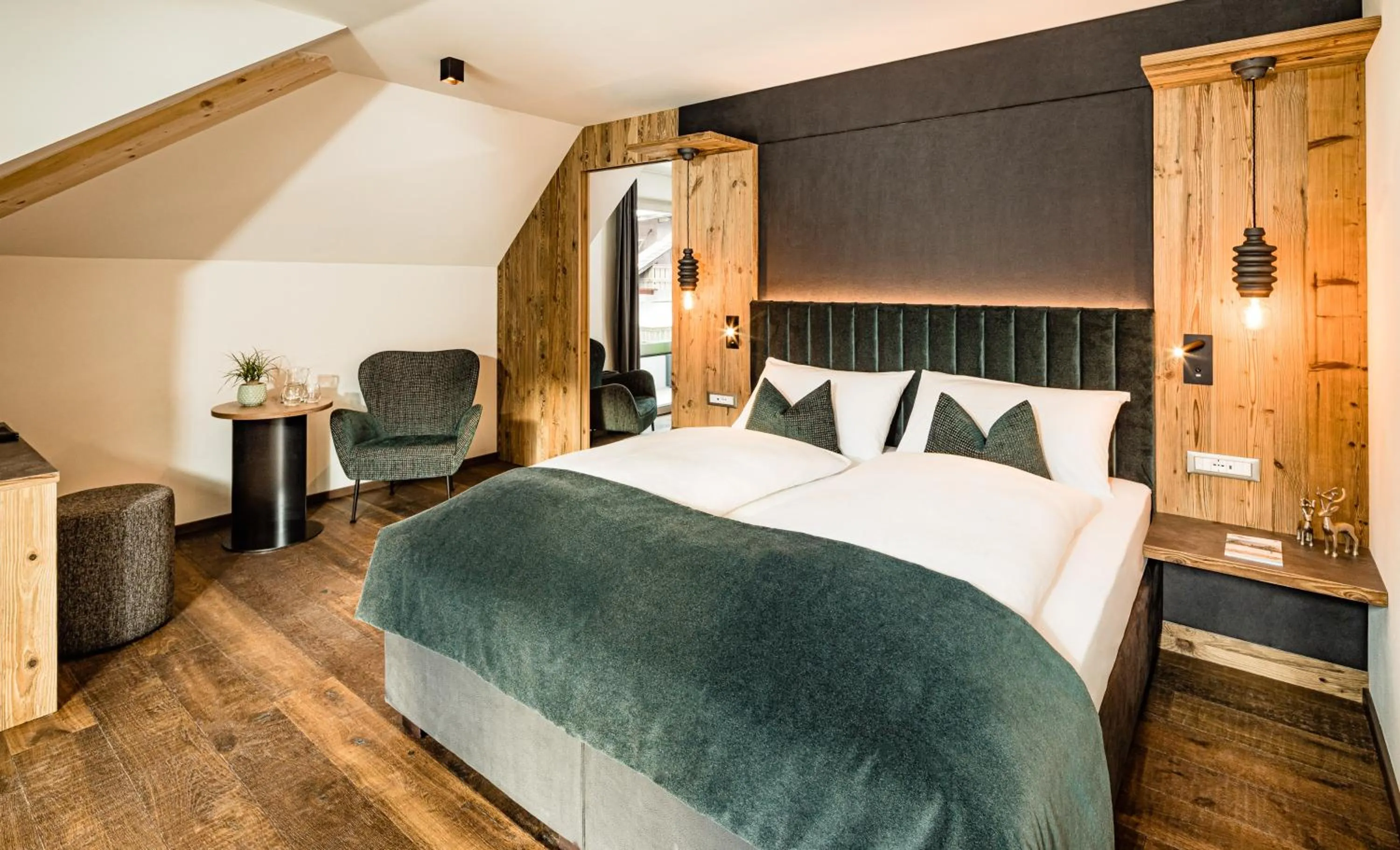 Bedroom, Bed in Hotel Touring Dolomites