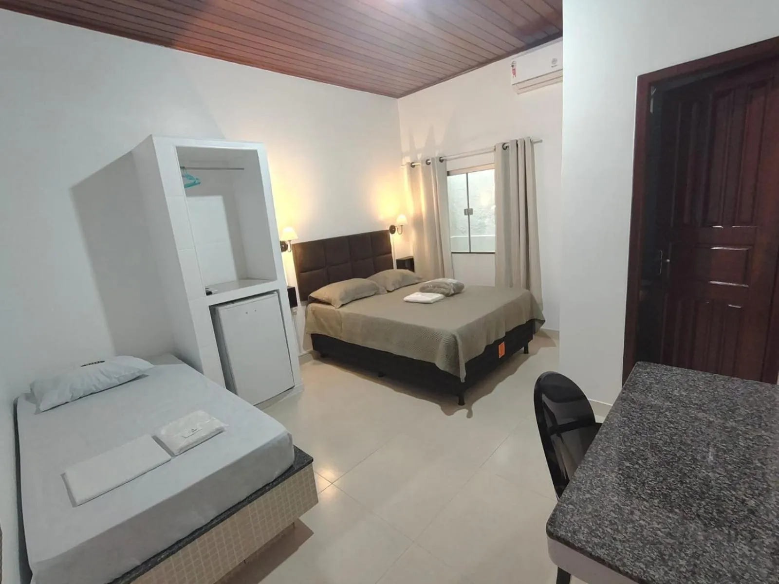 Bed in Hotel Val-de-Cans Aeroporto