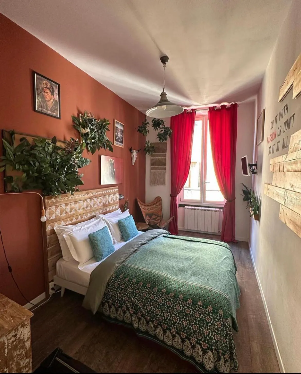 Bedroom, Bed in Coderooms